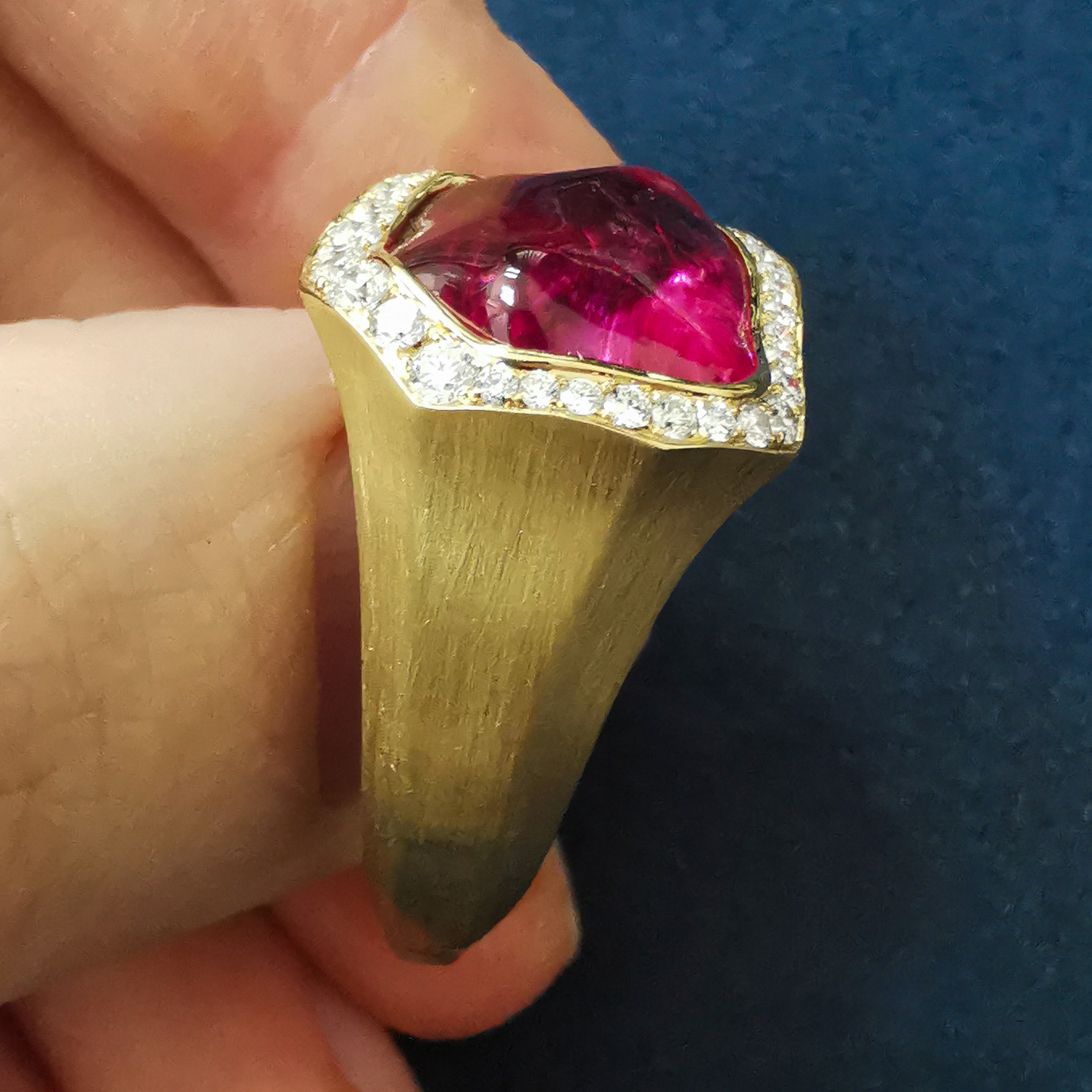 Rubellite, Diamonds 18K Yellow Gold Ring, R 0030-8/1