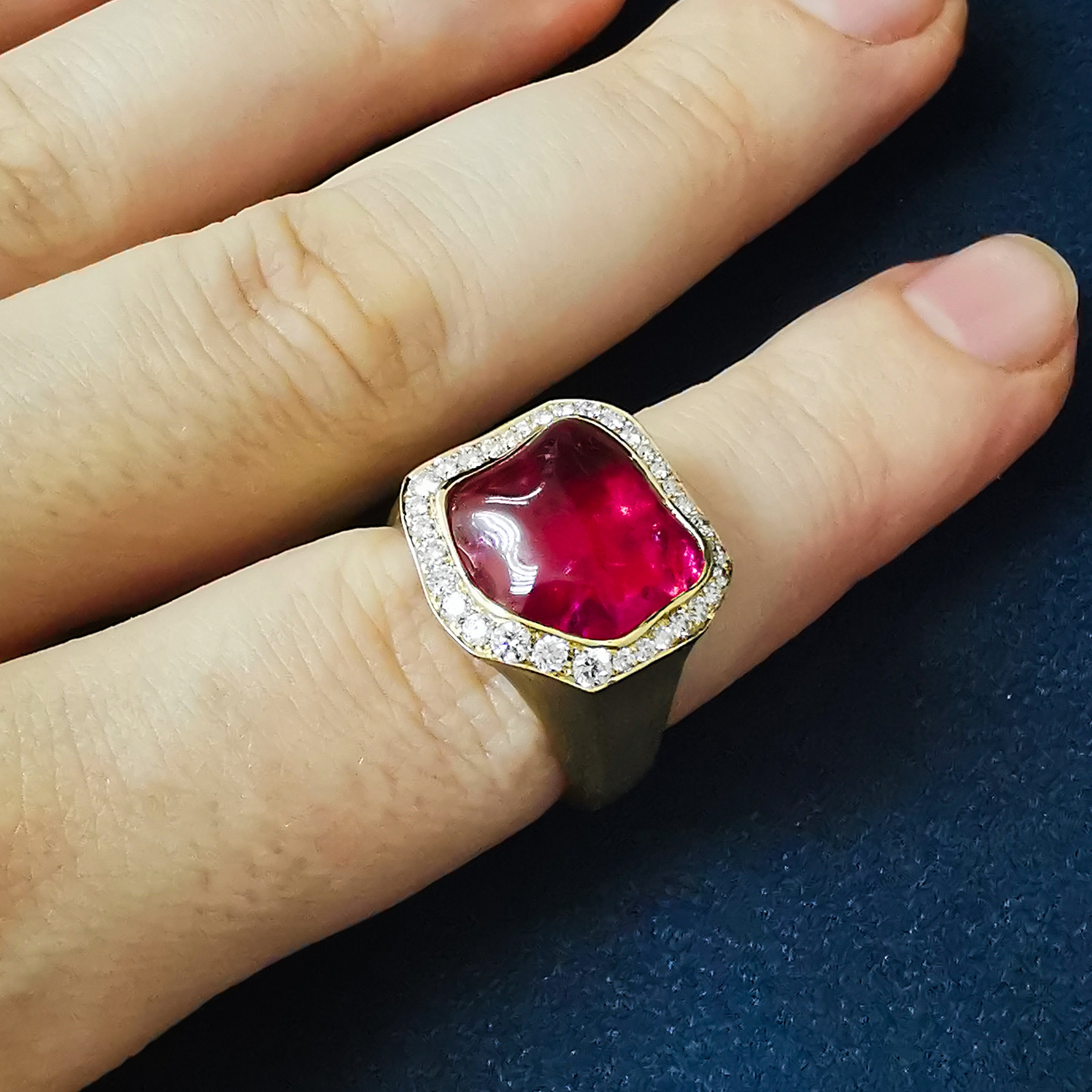 Rubellite, Diamonds 18K Yellow Gold Ring, R 0030-8/1