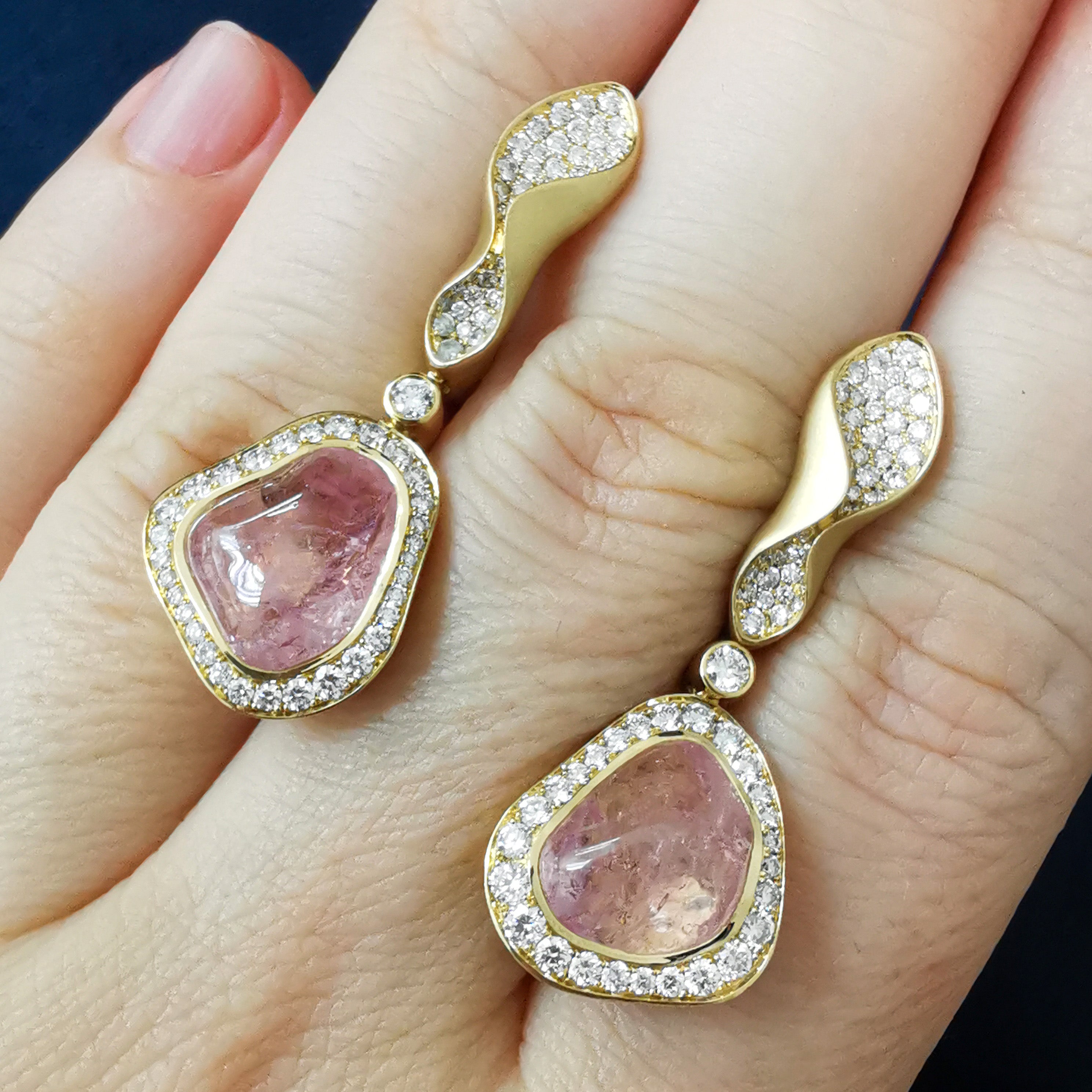Morganite, Diamonds 18K Yellow Gold Earrings, E 0030-45/1