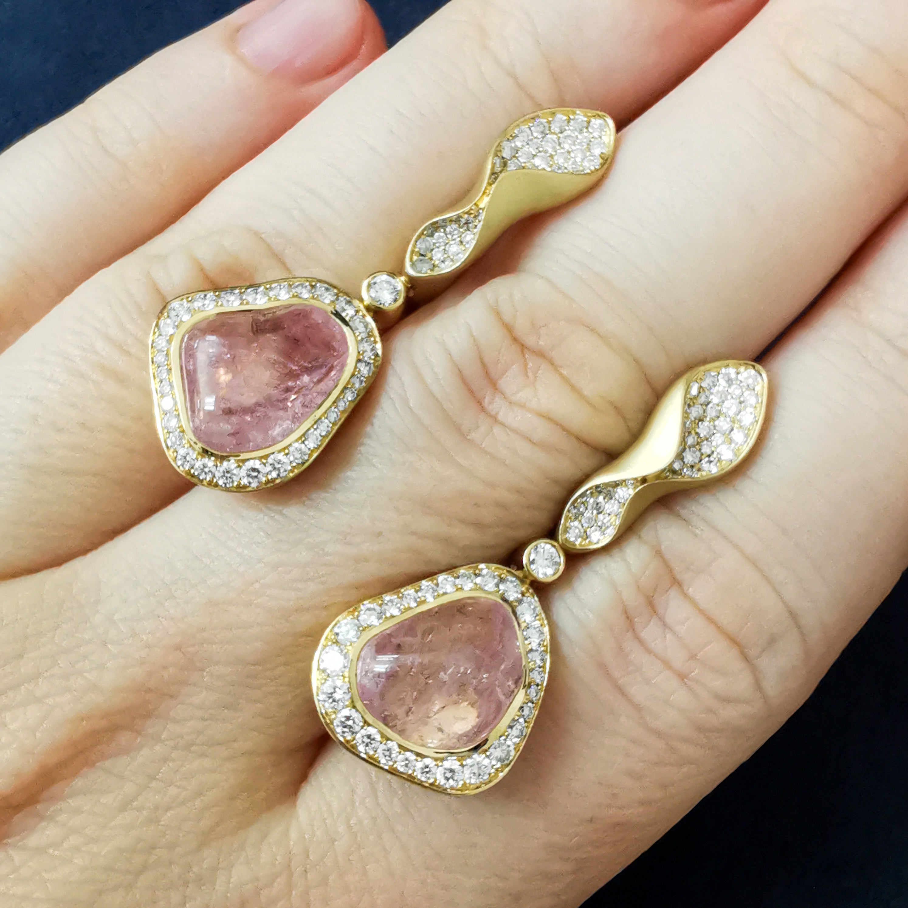 Morganite, Diamonds 18K Yellow Gold Earrings, E 0030-45/1