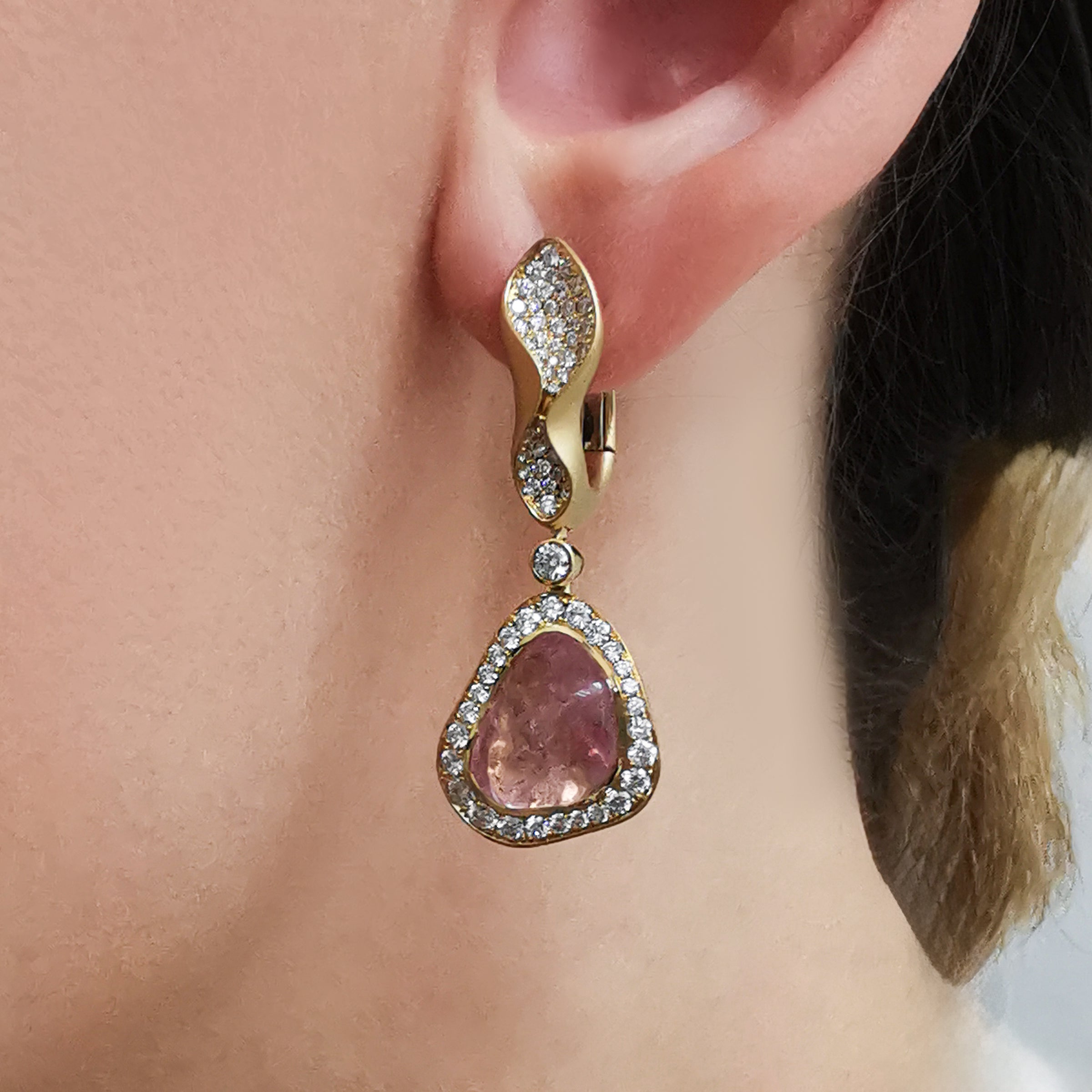 Morganite, Diamonds 18K Yellow Gold Earrings, E 0030-45/1