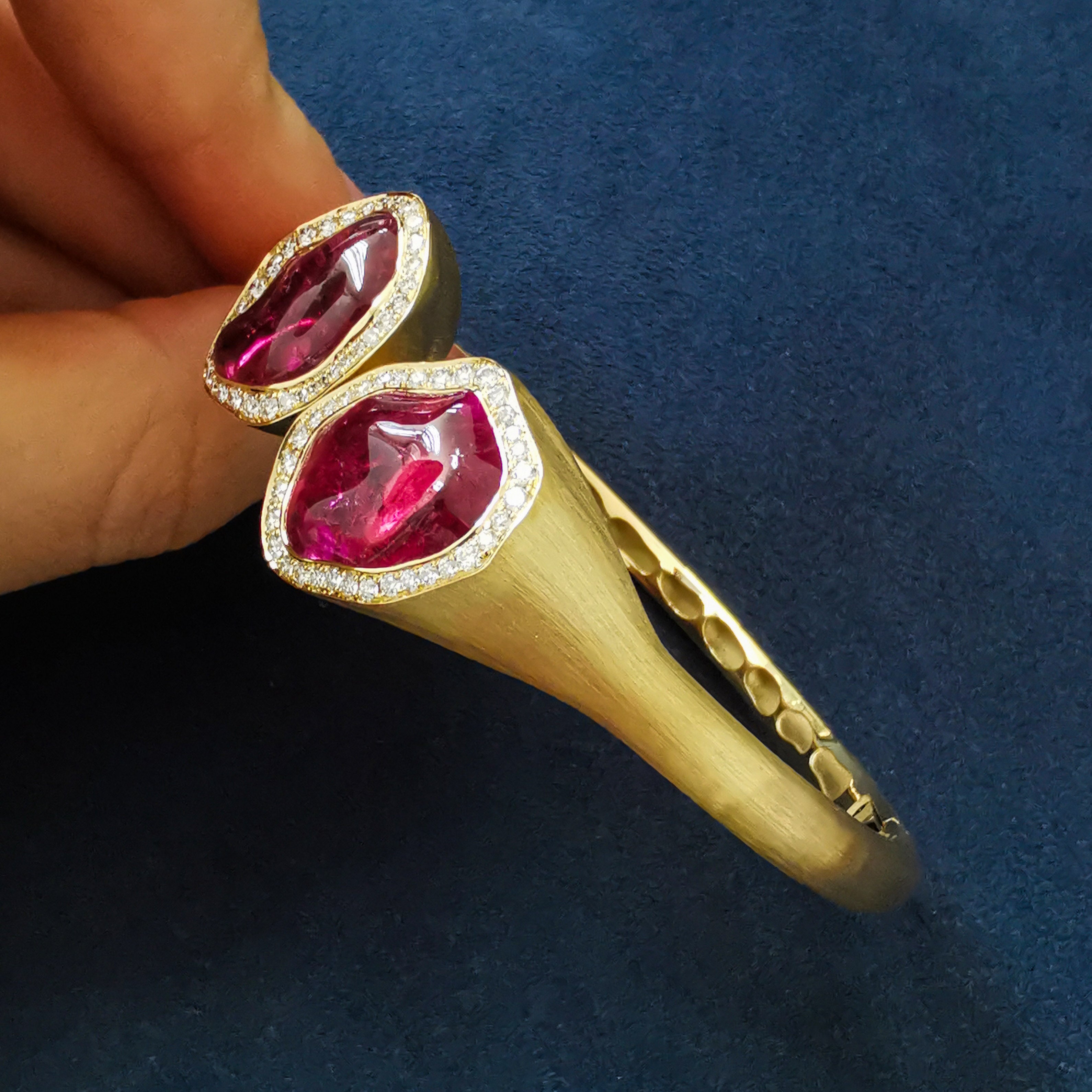 Rubellite, Diamonds 18K Yellow Gold Bracelet, Br 0030-47/1