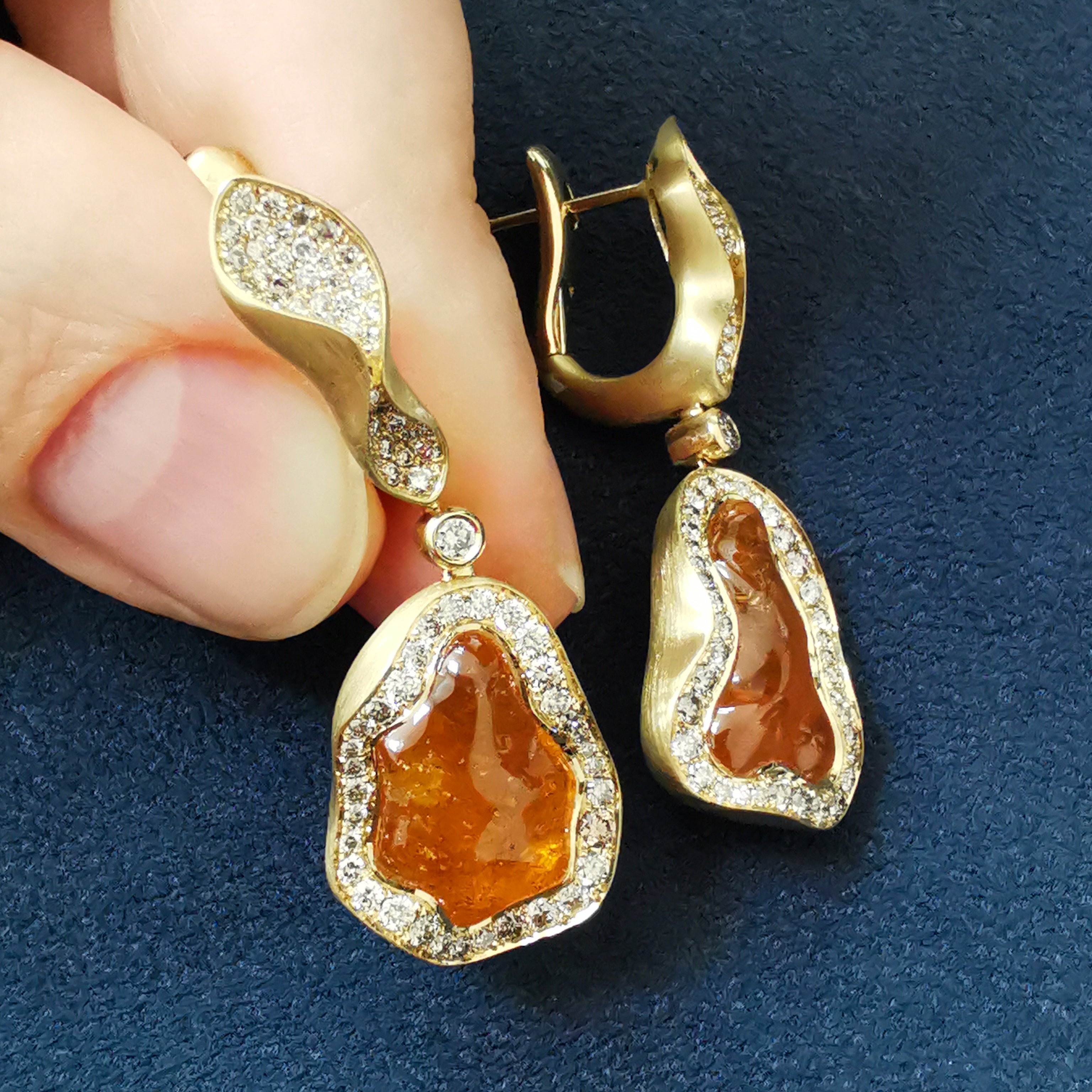 Spessartine Garnet, Champagne Diamonds 18K Yellow Gold Earrings, E 0030-83/1