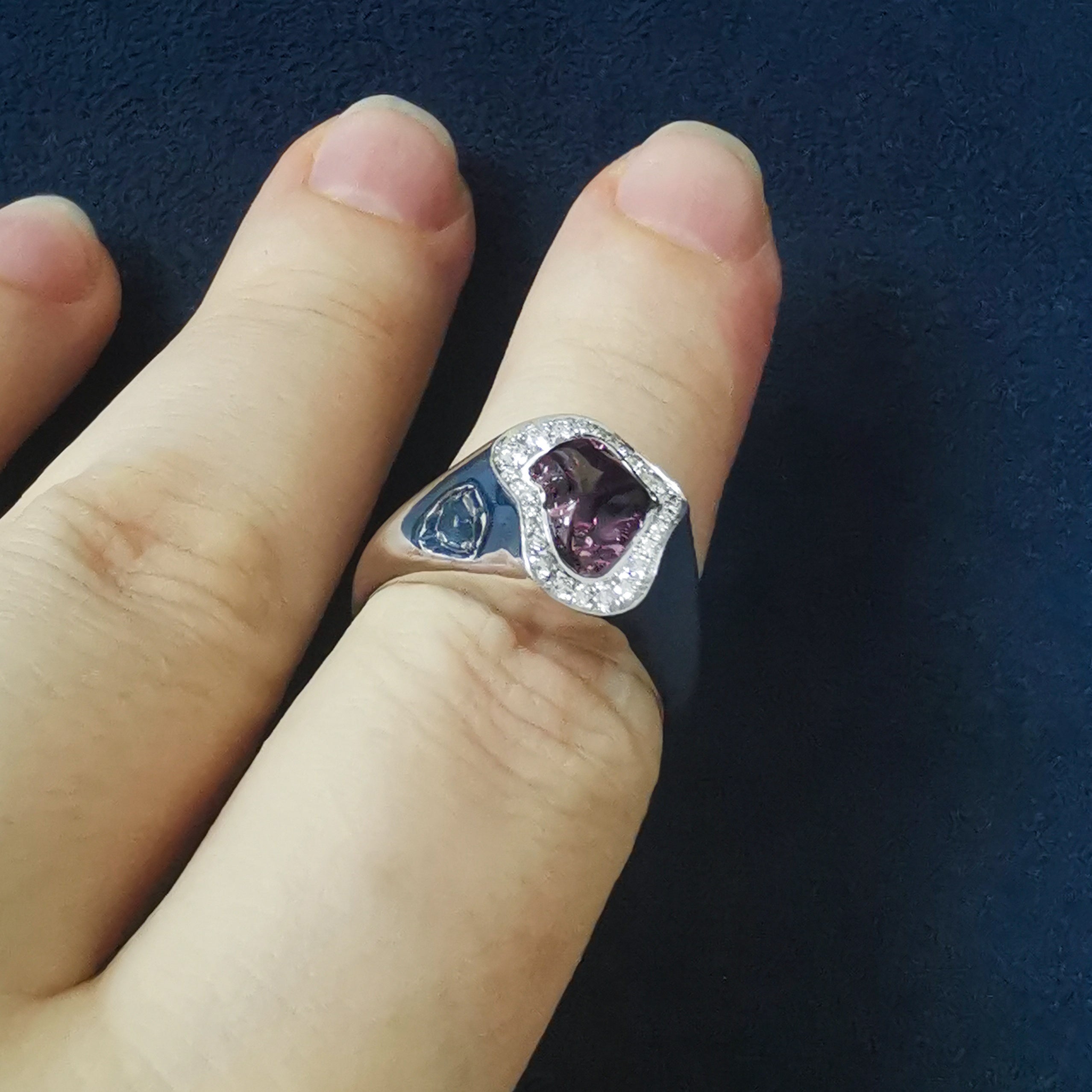 Spinel, Diamonds 18K White Gold Ring, R 0033-2/1