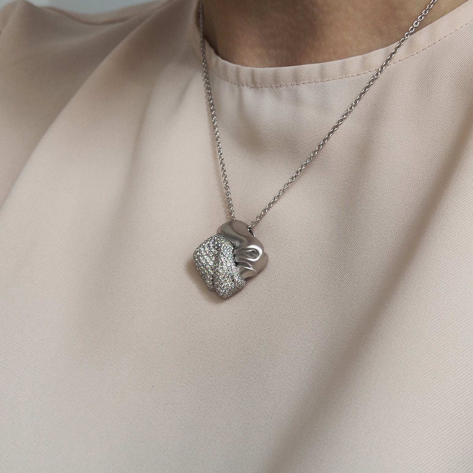 Diamonds 18K White Matte Gold Pendant, P 0132-1