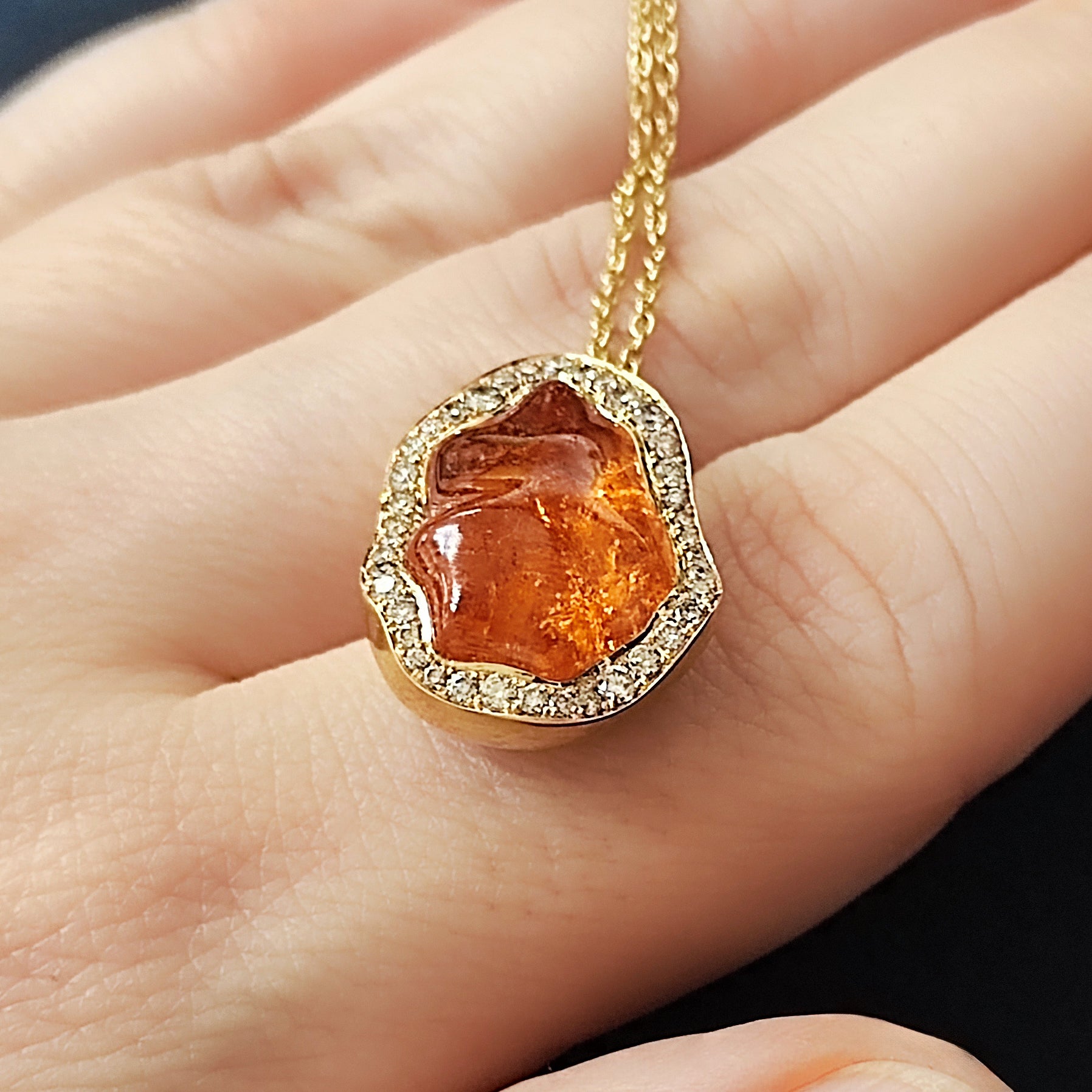 Spessartine Garnet, Champagne Diamonds 18K Yellow Gold Pendant, P 0030-83/1