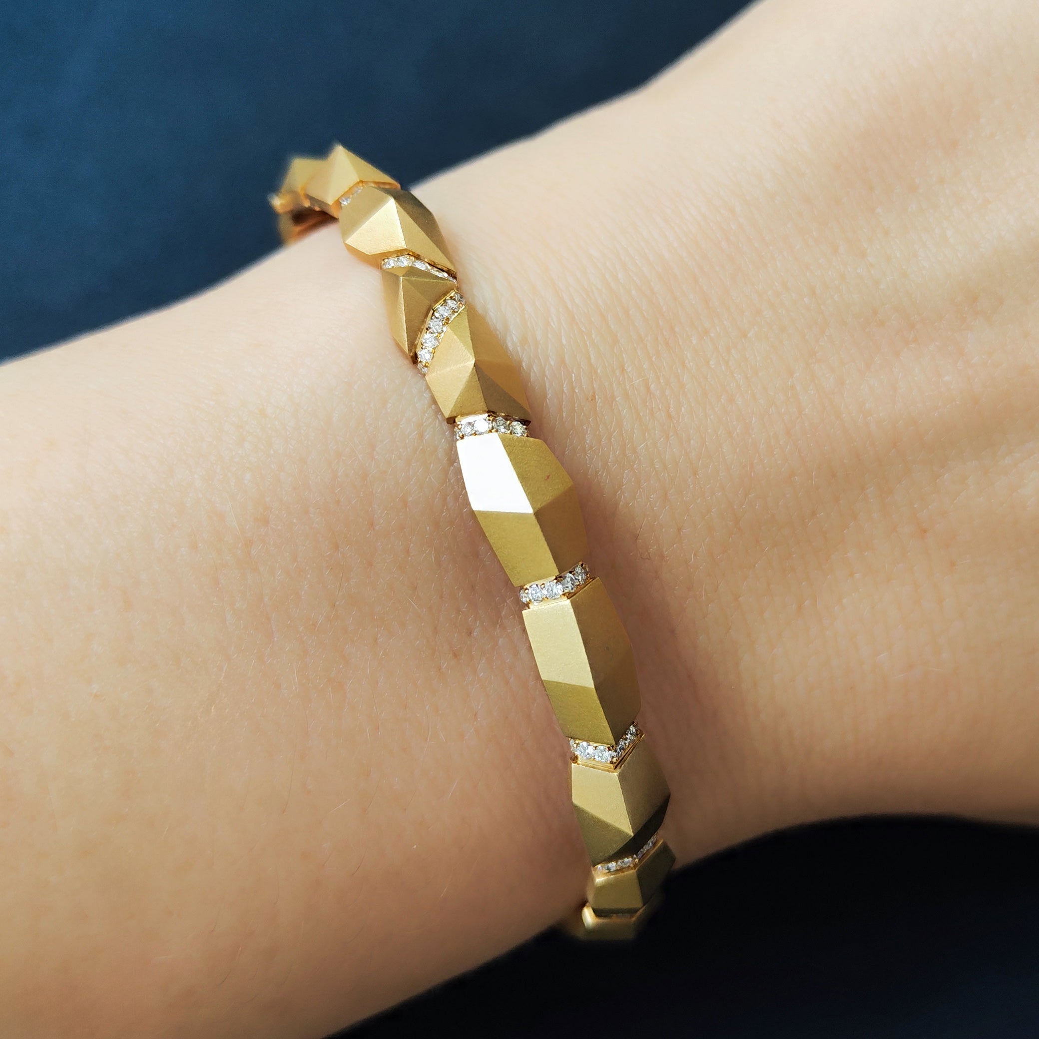 Diamonds 18K Yellow Gold Bracelet, Br 0191-2