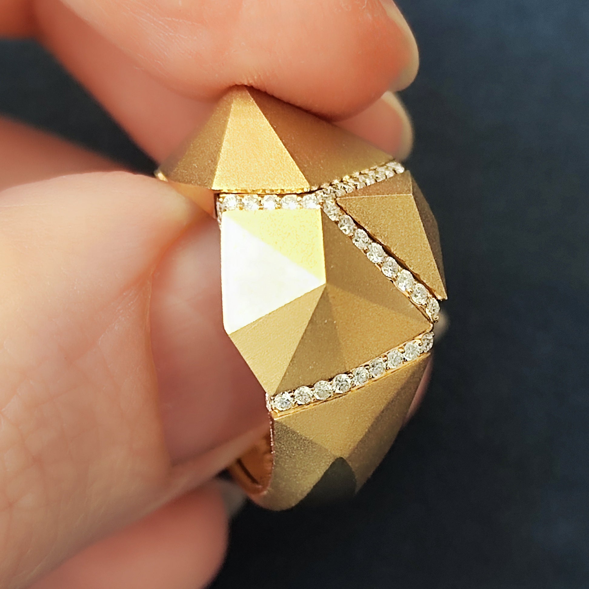 Diamonds 18K Yellow Gold Ring, R 0191-2