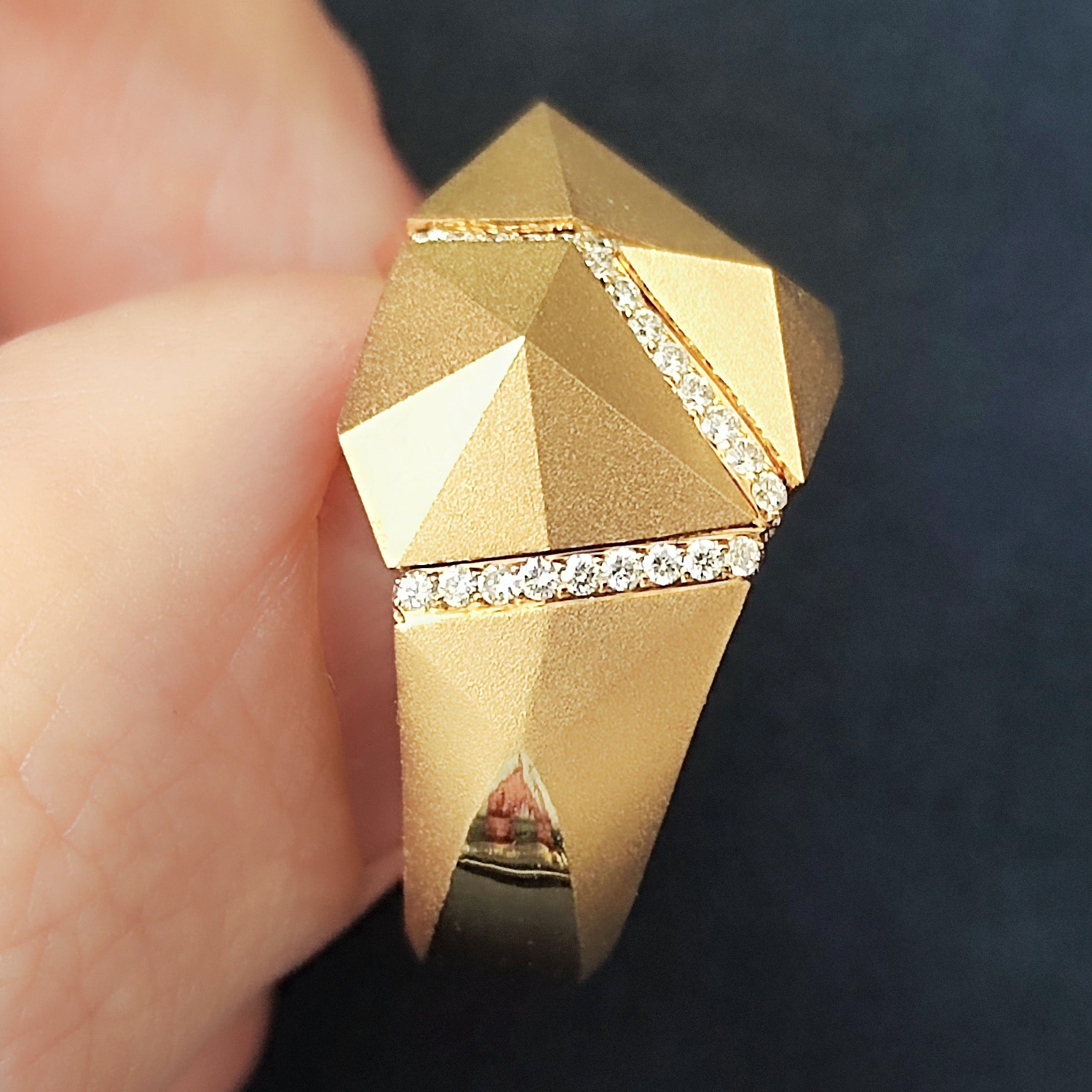 Diamonds 18K Yellow Gold Ring, R 0191-2
