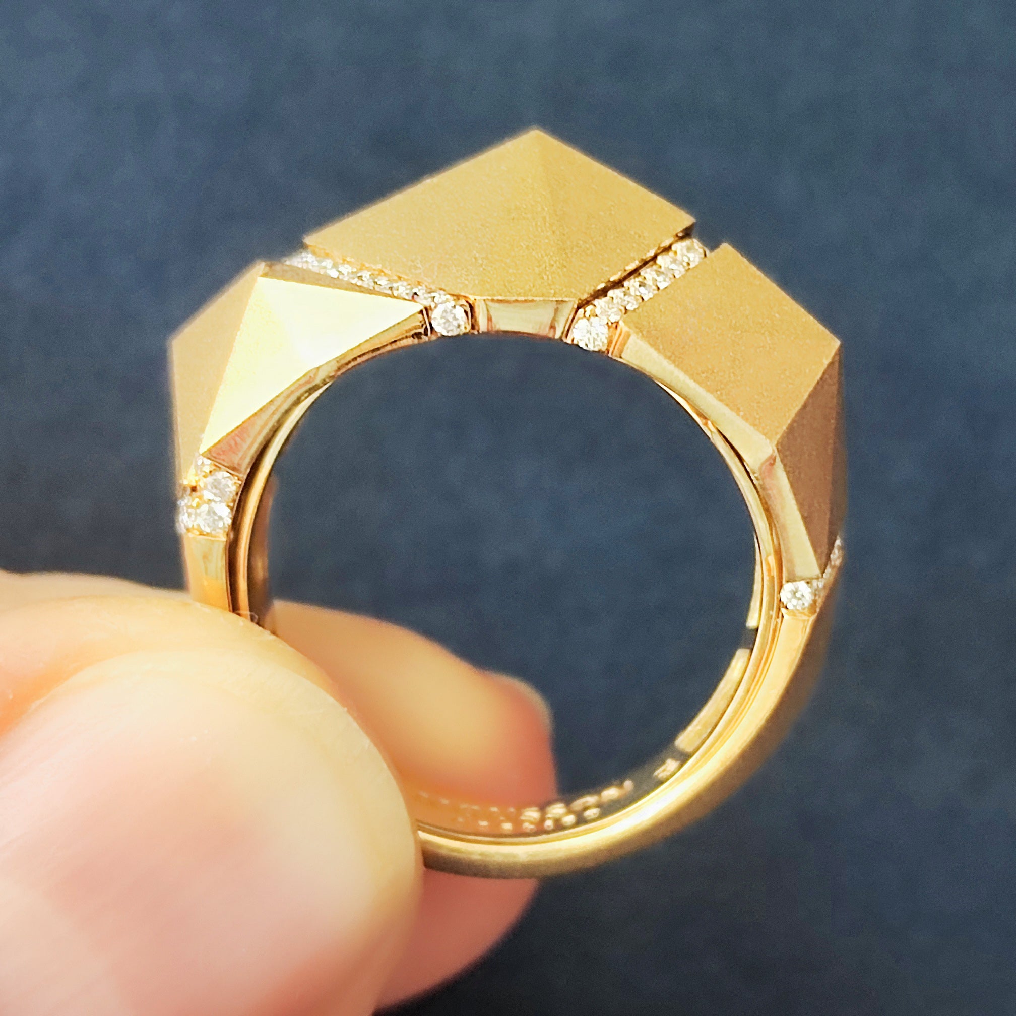 Diamonds 18K Yellow Gold Ring, R 0191-2