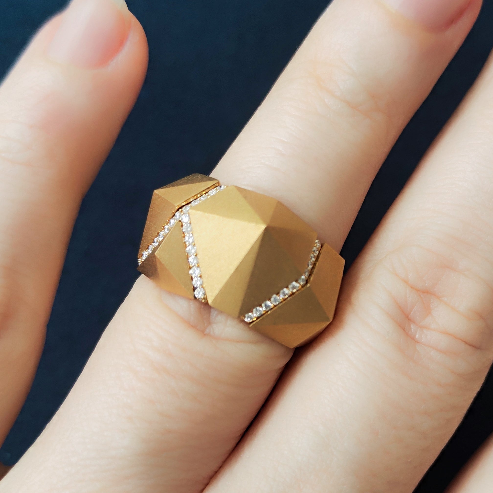 Diamonds 18K Yellow Gold Ring, R 0191-2