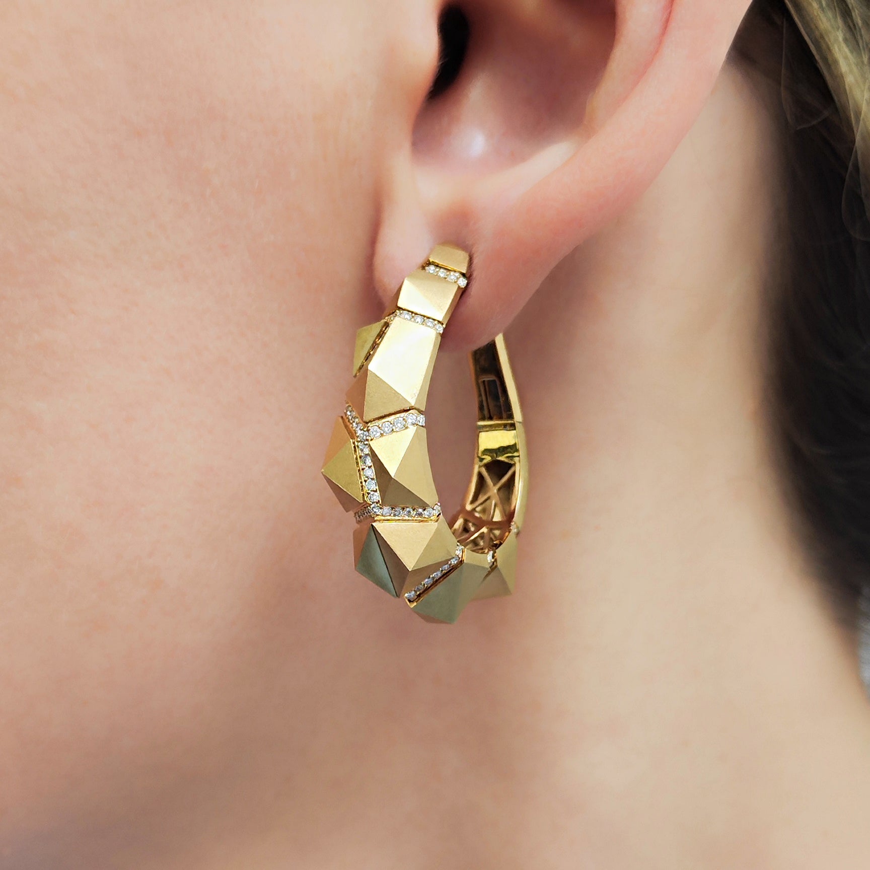 Diamonds 18K Yellow Gold Earrings, E 0191-5