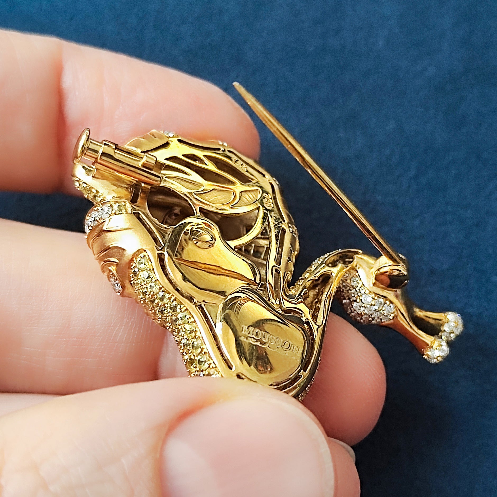 18K Yellow Gold, Yellow Sapphires, Diamonds Snail Brooch, Brs 0166-0