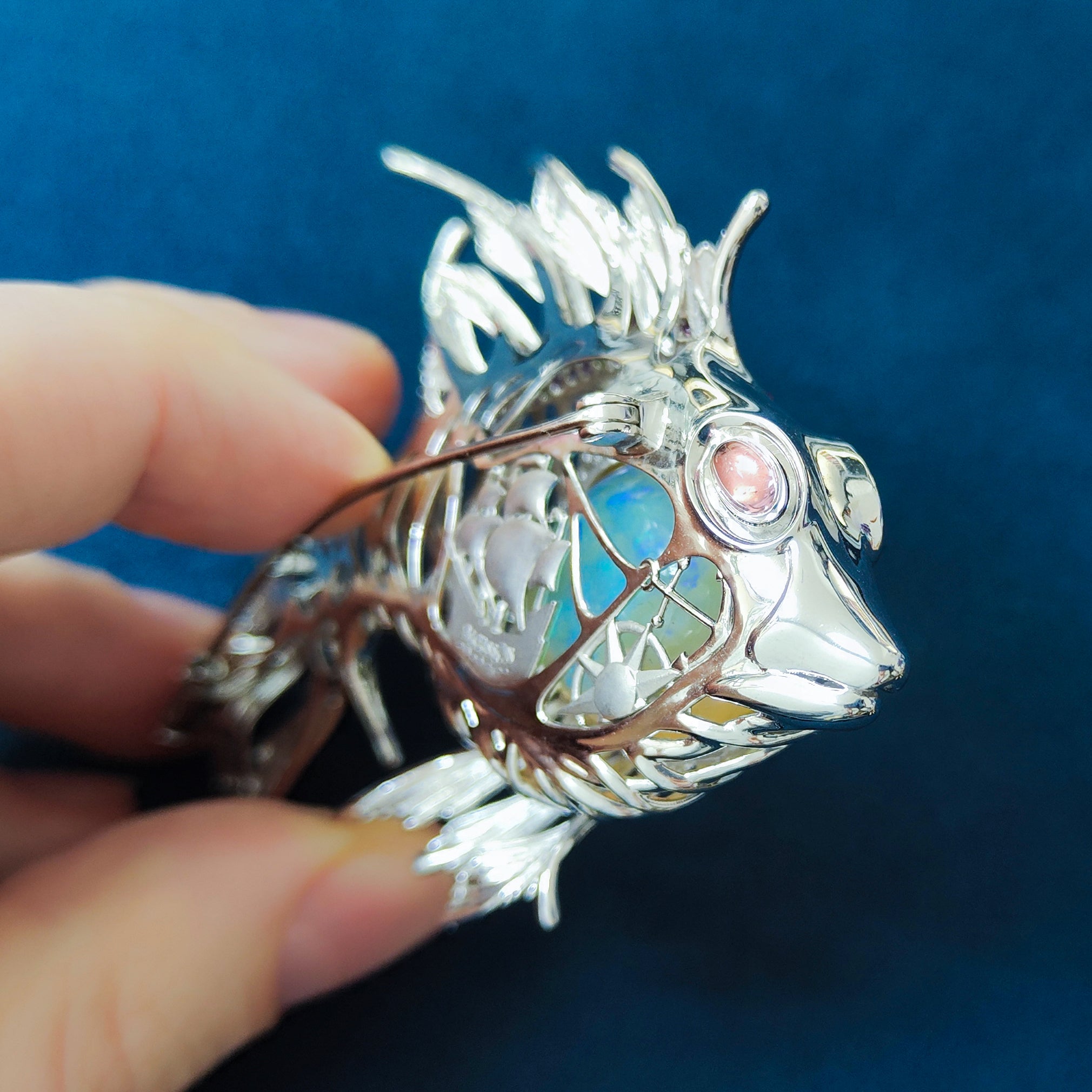 Opal, Diamonds, Sapphires 18K White Gold Lion-Fish Brooch, Brs 0251-3
