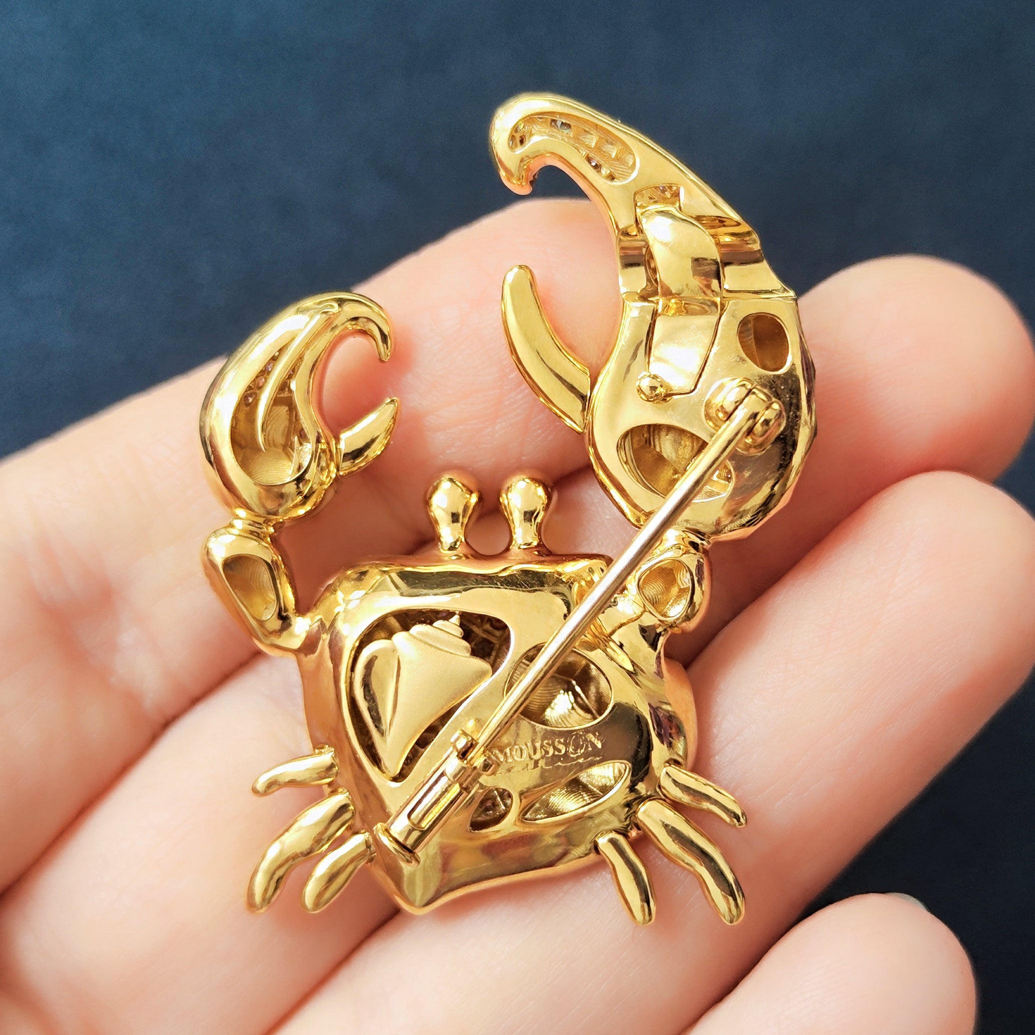 Champagne Diamonds, Tourmaline 18K Yellow Gold Crab Brooch, Brs 0247-0
