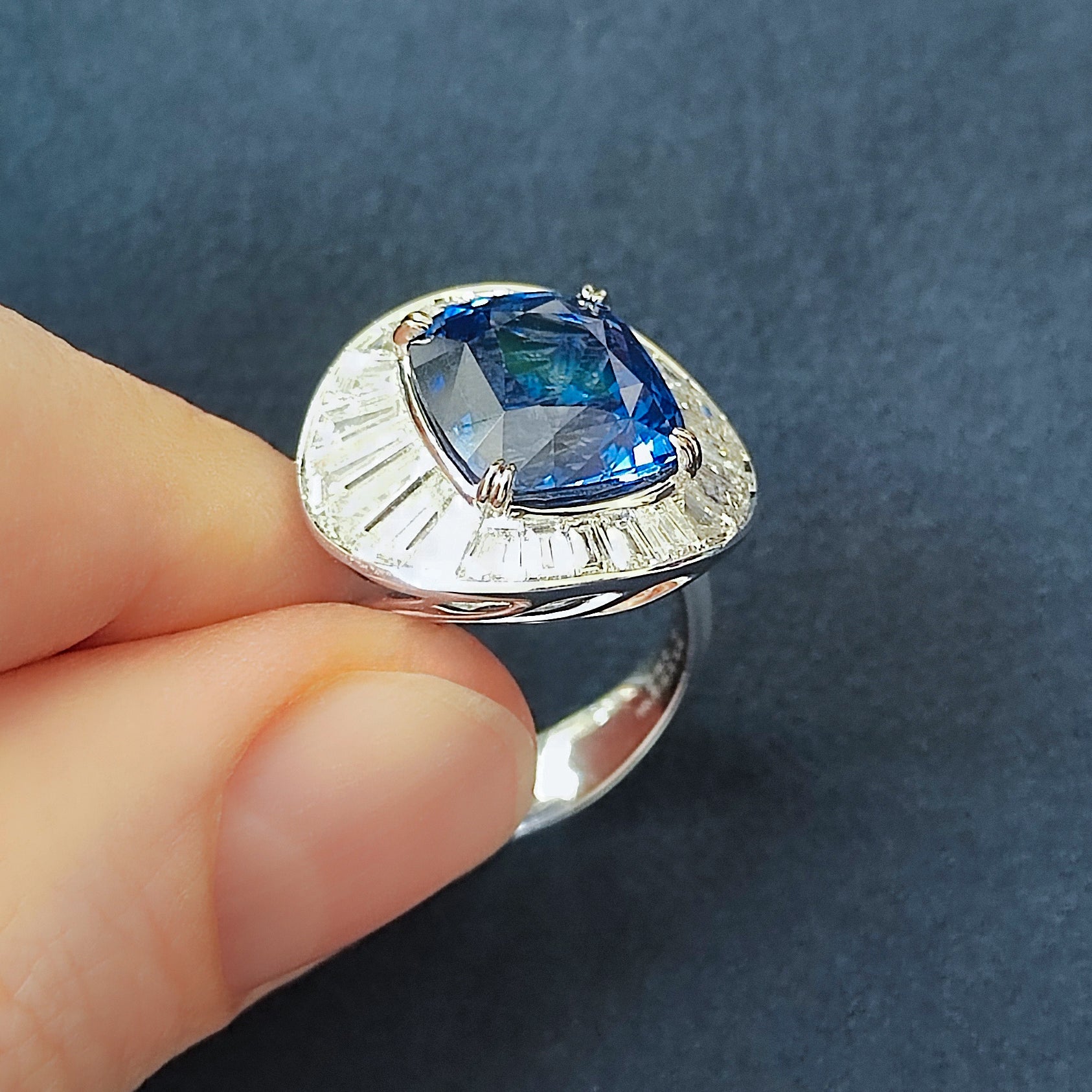 SSEF Certified Blue Sapphire, Diamonds 18K White Gold Ring, R 0219-1