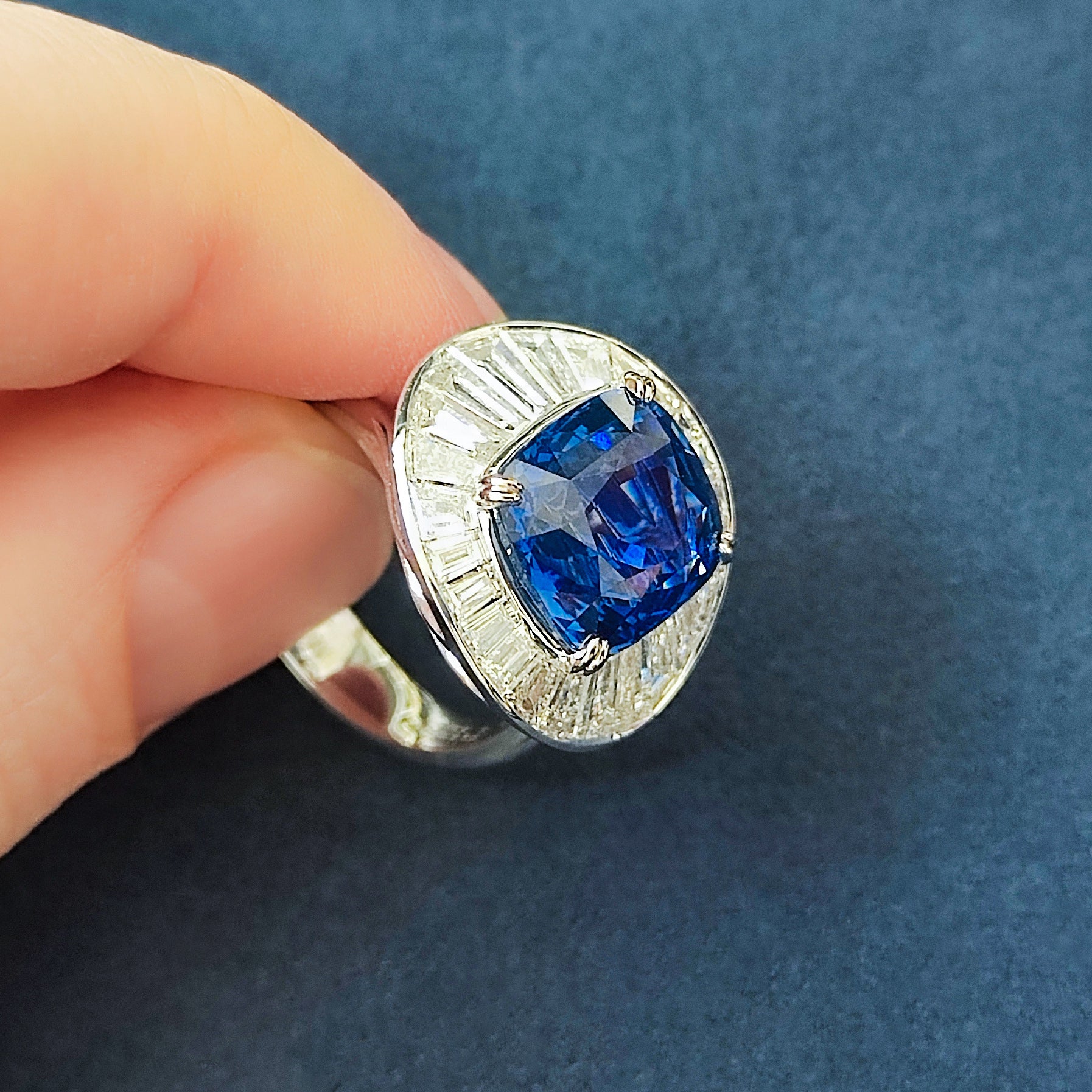 SSEF Certified Blue Sapphire, Diamonds 18K White Gold Ring, R 0219-1