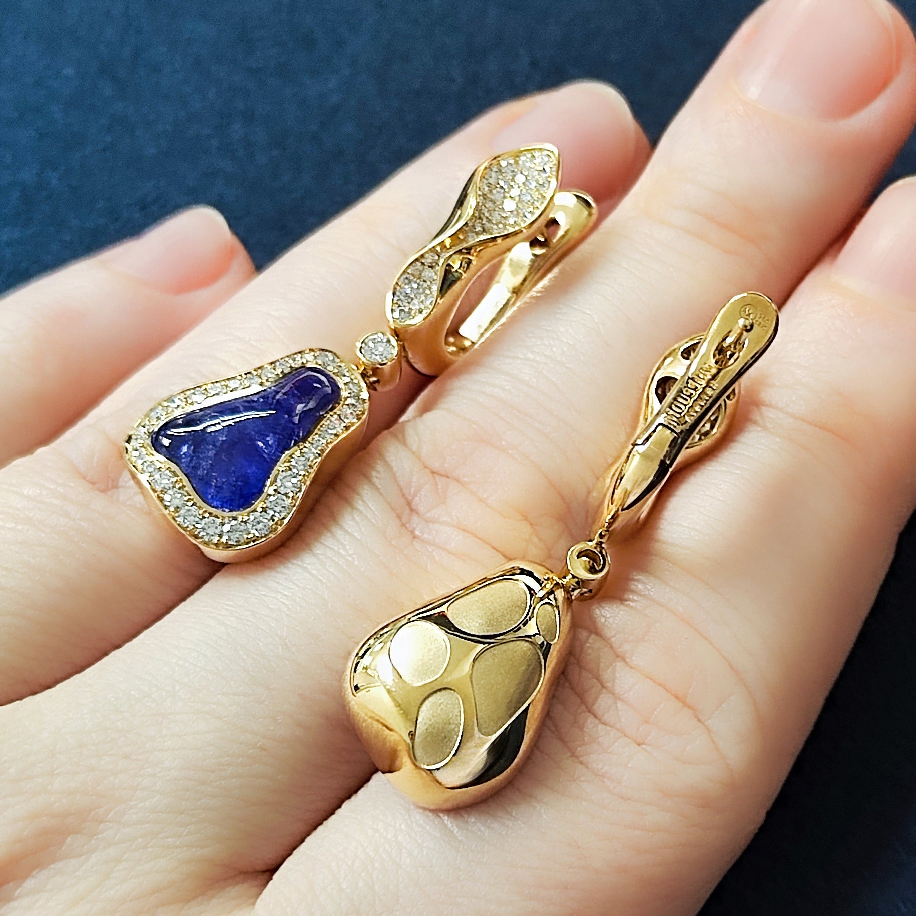 Rubellite, Tanzanite and Diamonds 18K Yellow Gold Earrings, E 0030-88/1