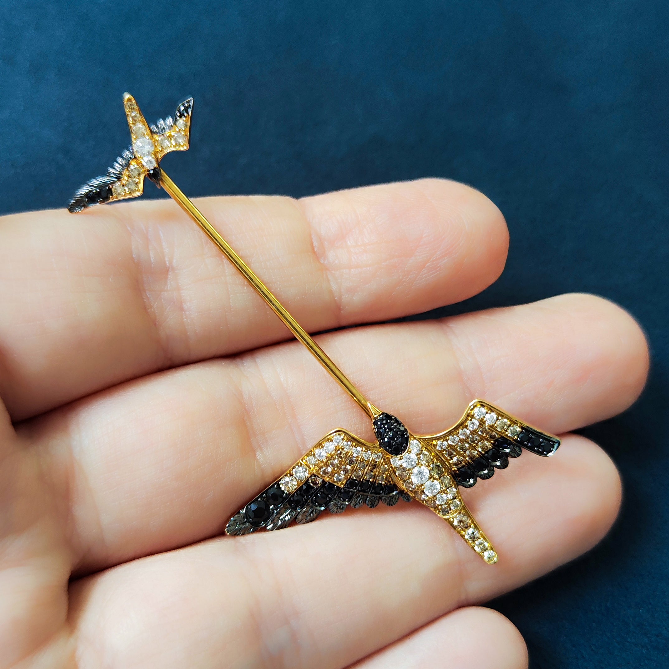 18K Yellow Gold, Champagne and Black Diamonds Pin, Brs 0294-0