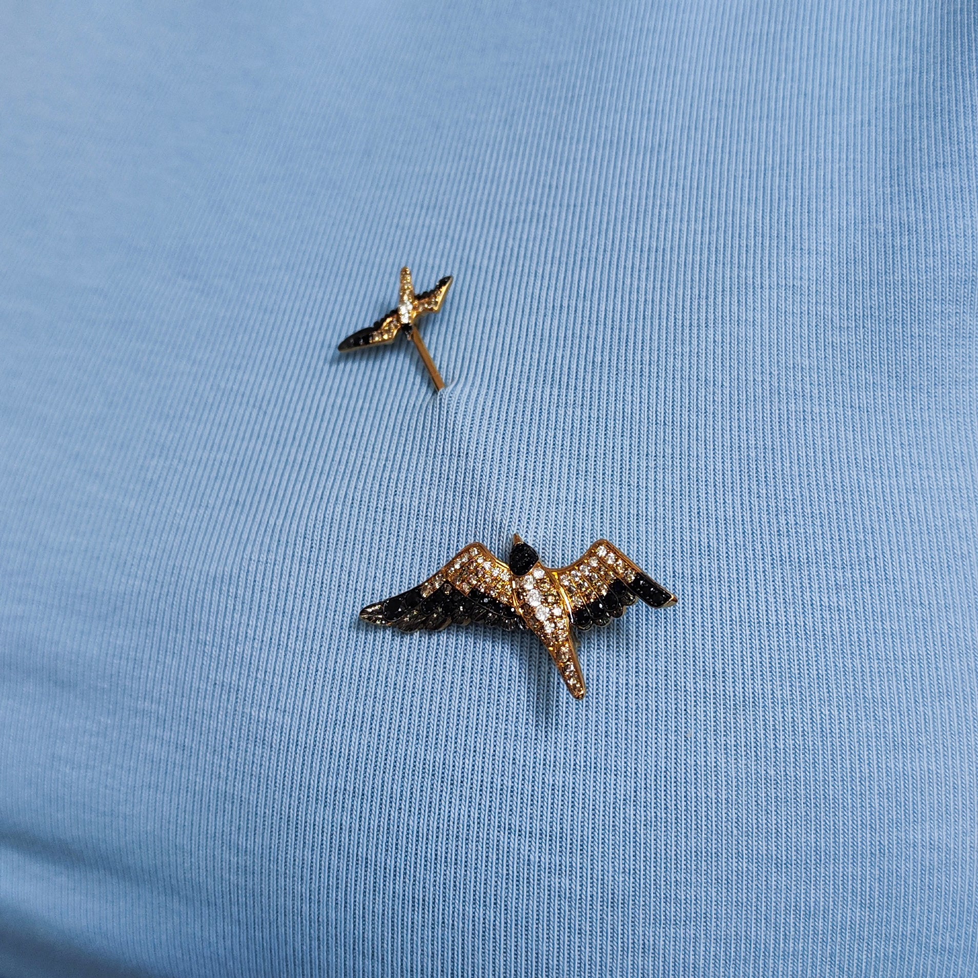 18K Yellow Gold, Champagne and Black Diamonds Pin, Brs 0294-0