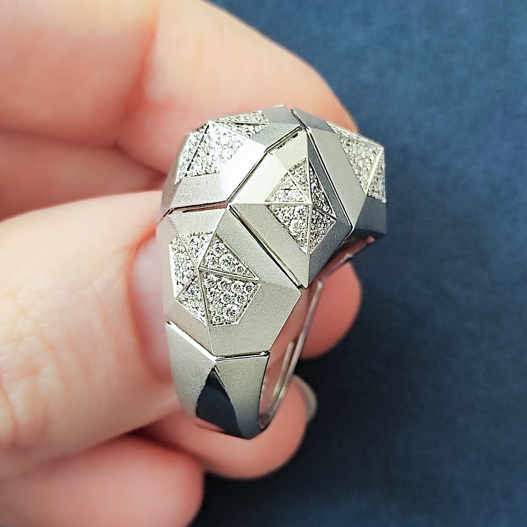 Diamonds 18K White Gold Ring, R 0191-1