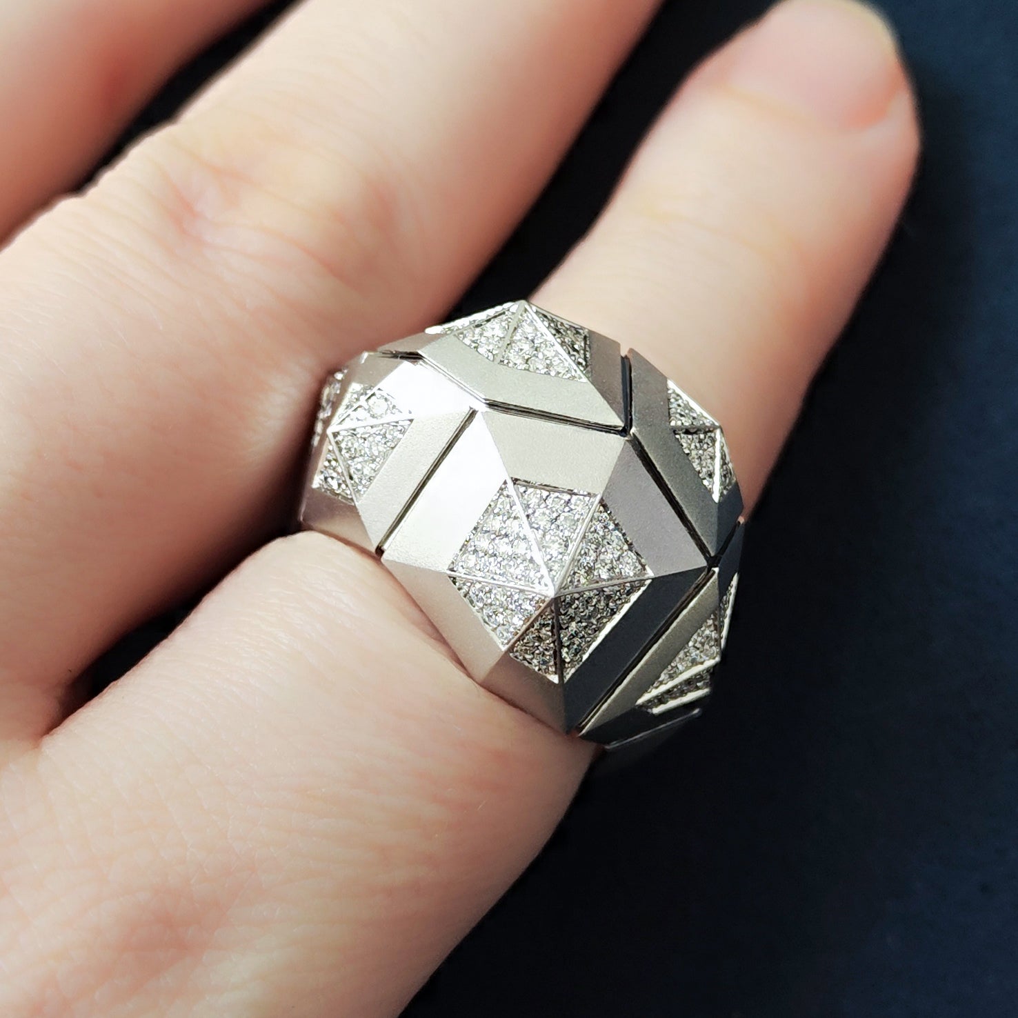 Diamonds 18K White Gold Ring, R 0191-1
