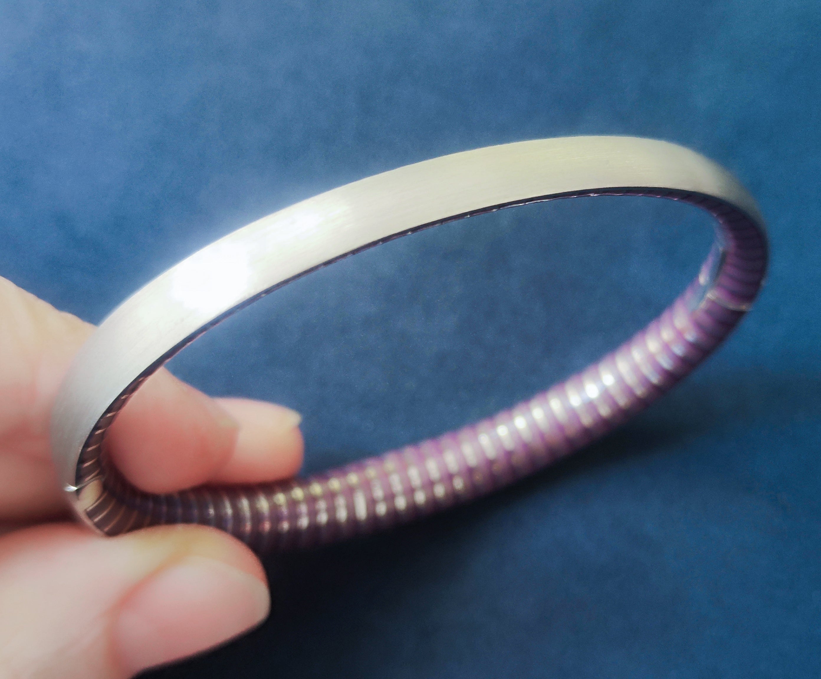 Enamel, 18K White Gold Bangle, Br 0177-41
