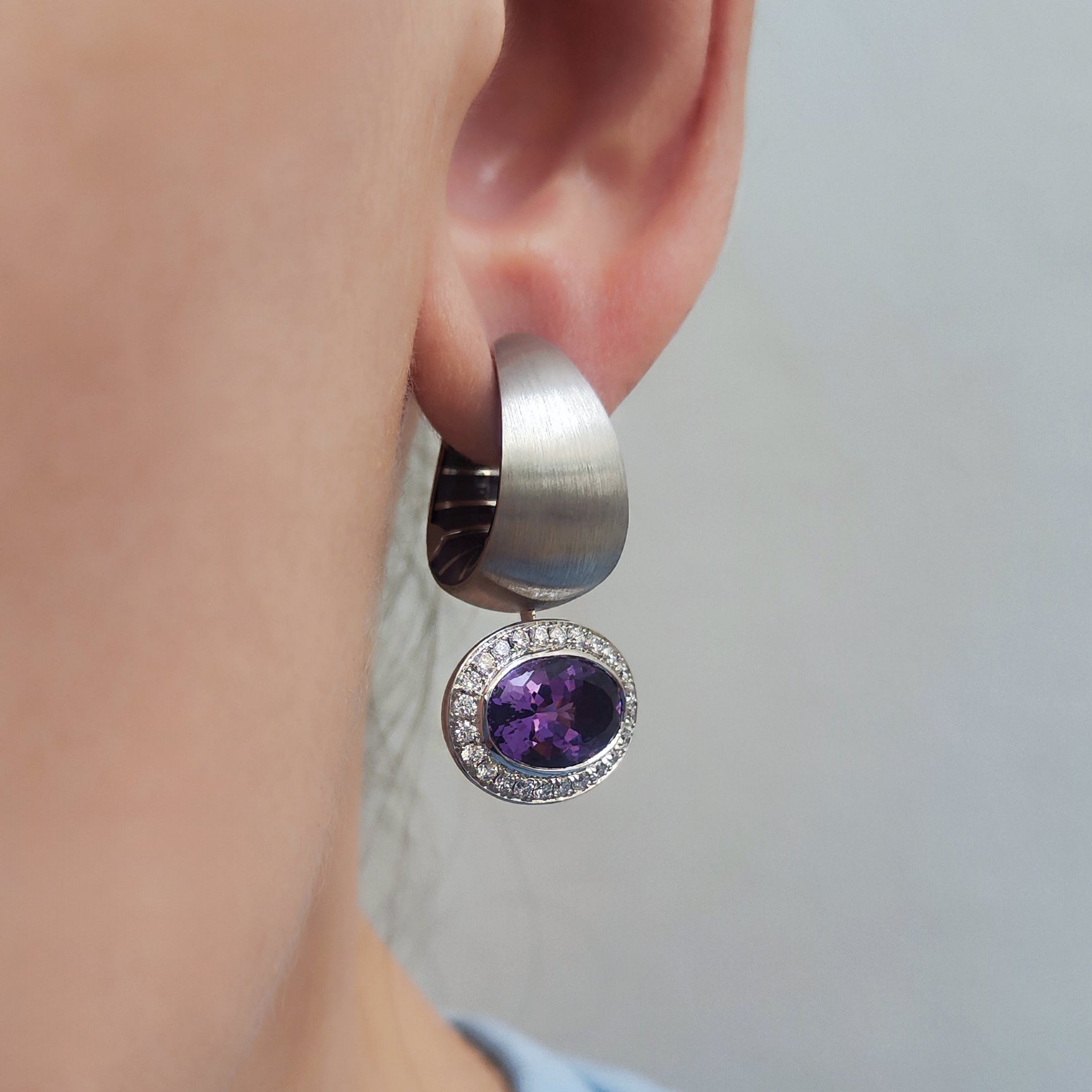 Enamel, Amethyst, Diamonds 18K White Gold Earrings, E 0178-61