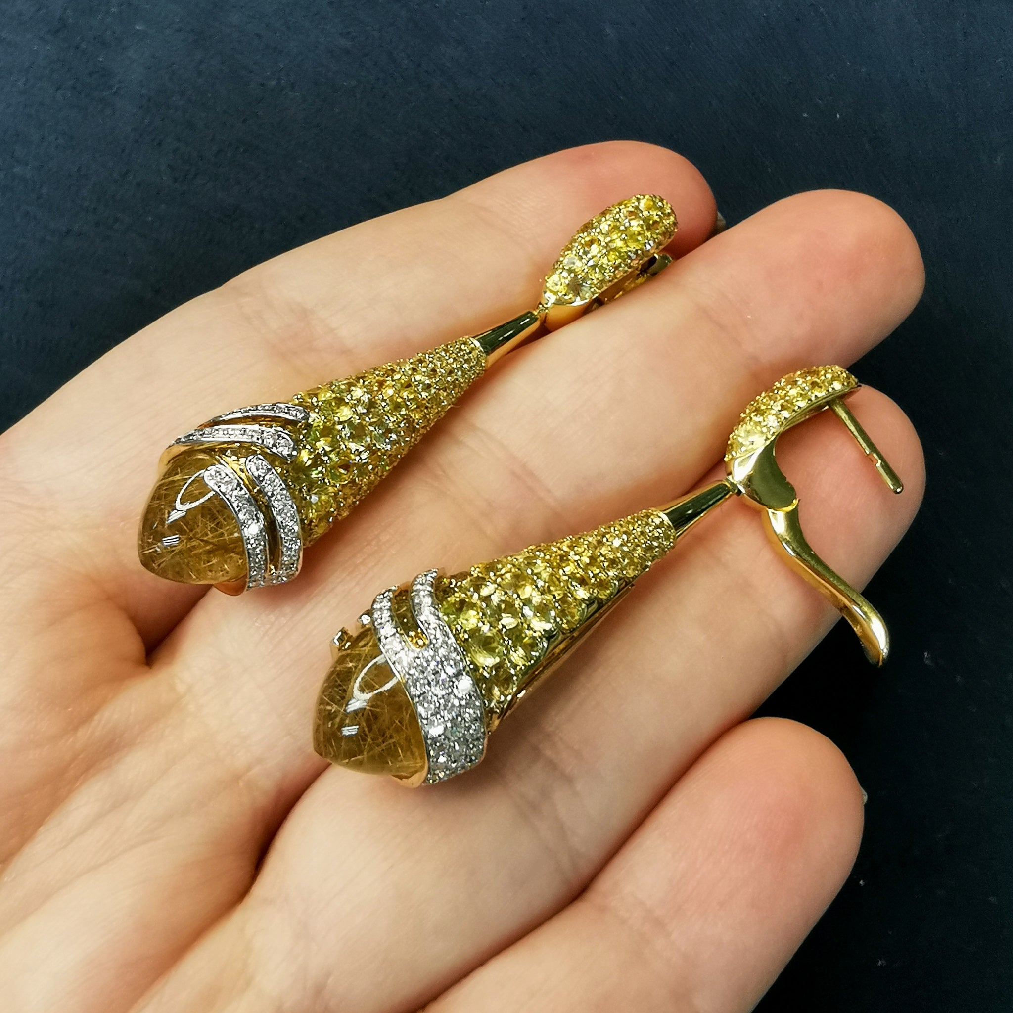 Rutilated Quartz, Yellow Sapphire, Diamonds 18 Karat Yellow Gold Earrings, E 0053-1