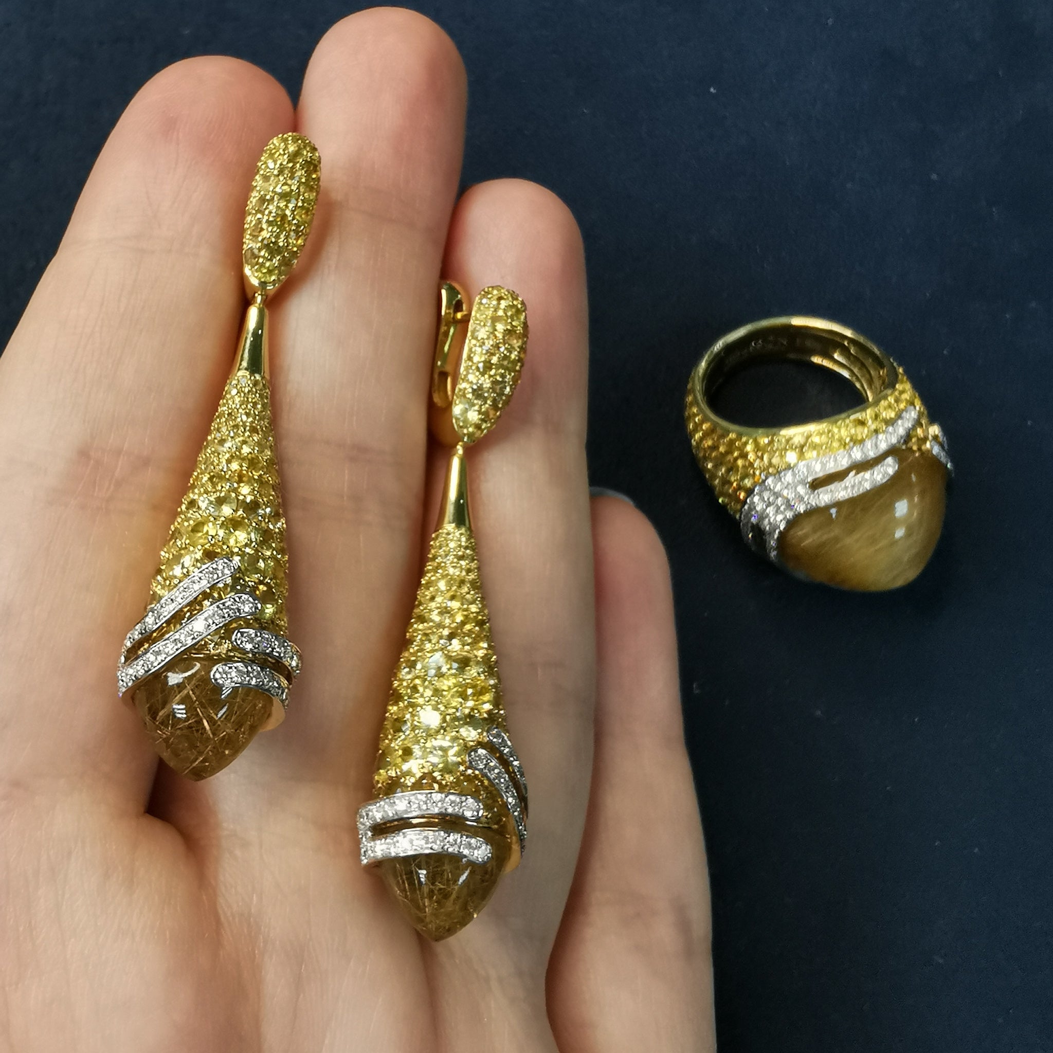 Rutilated Quartz, Yellow Sapphire, Diamonds 18 Karat Yellow Gold Earrings, E 0053-1