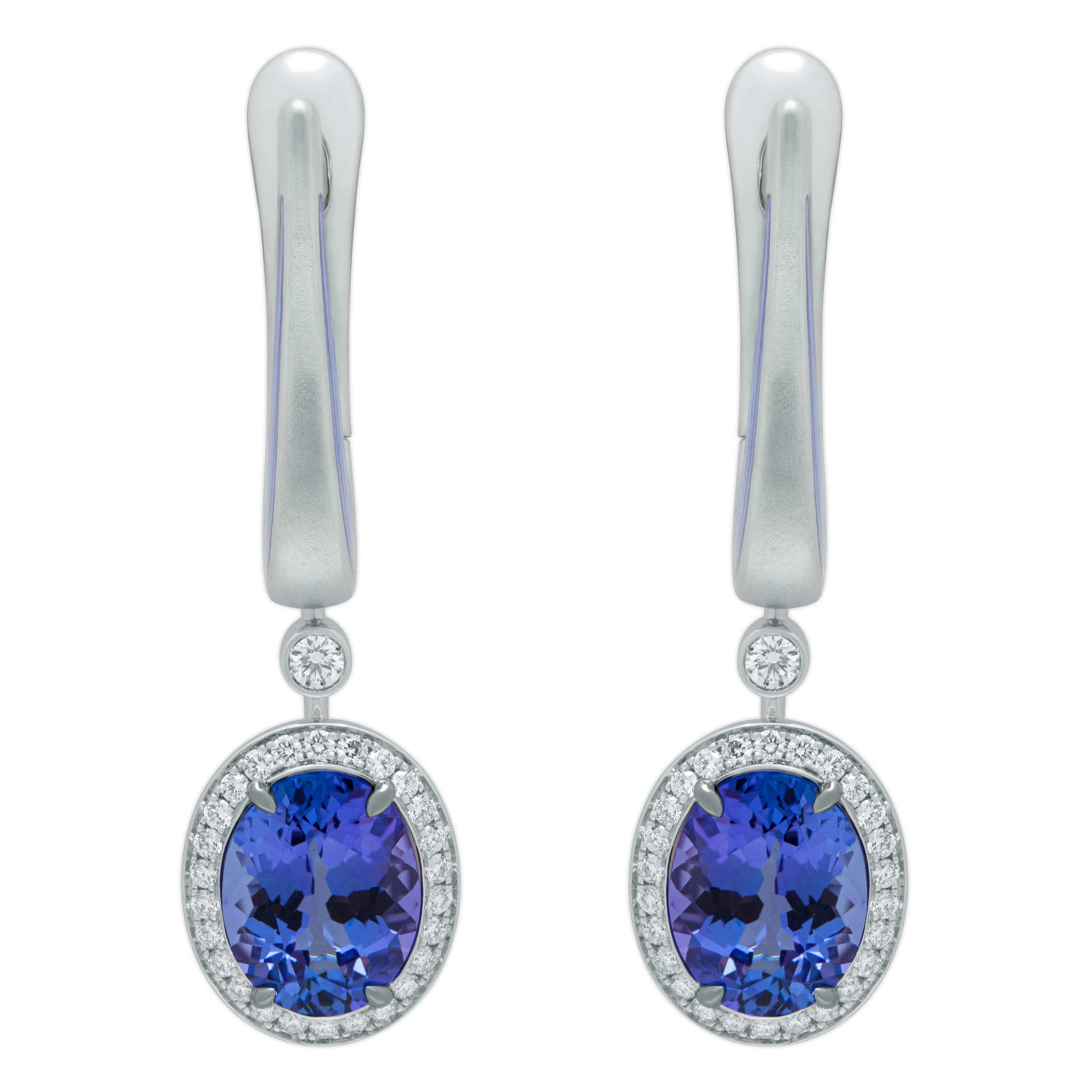 E 0143-02 18K White Gold, Tanzanite, Diamonds Earrings