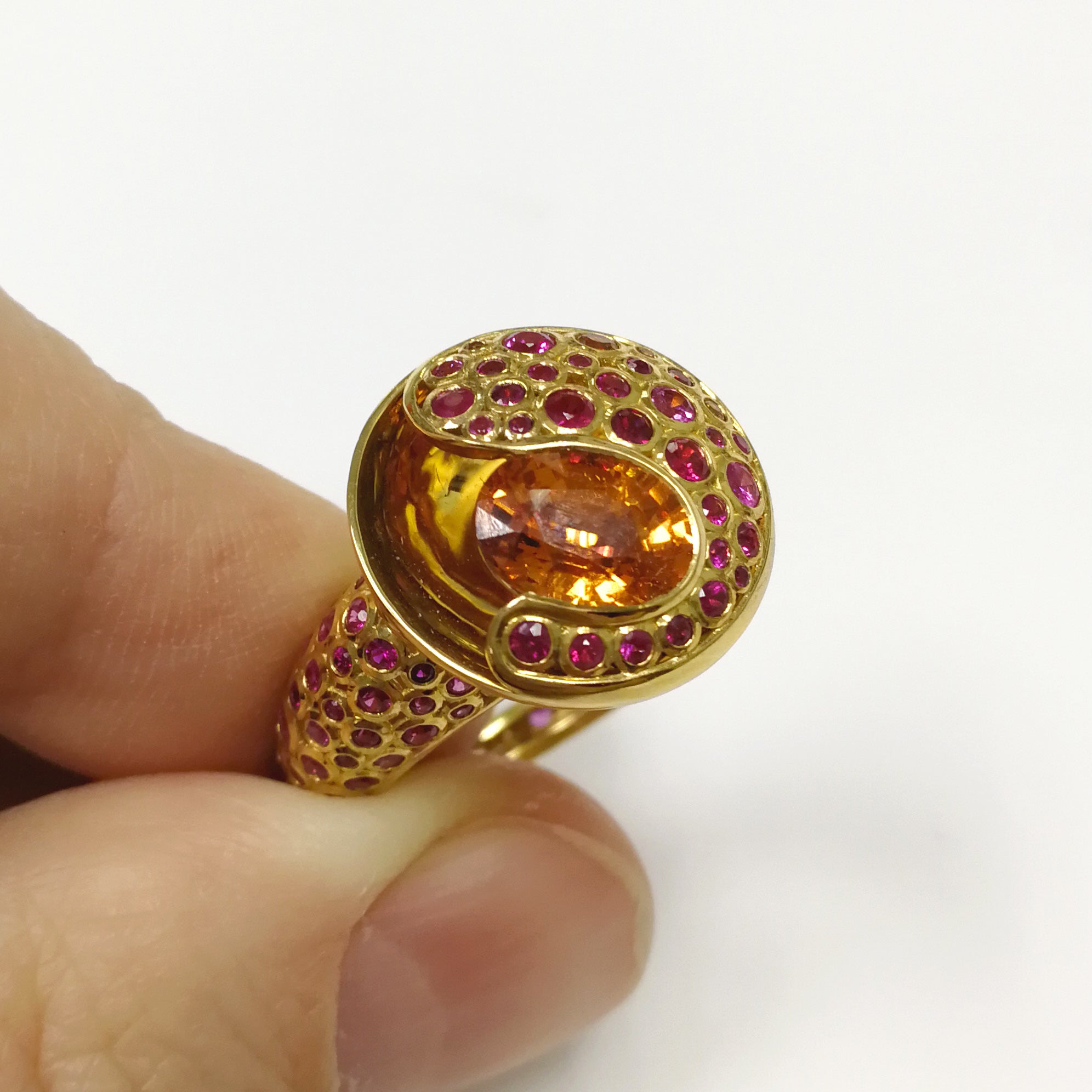 R 0023-4 18K Yellow Gold, Spessartine Garnet, Ruby, Pink and Orange Sapphire Ring