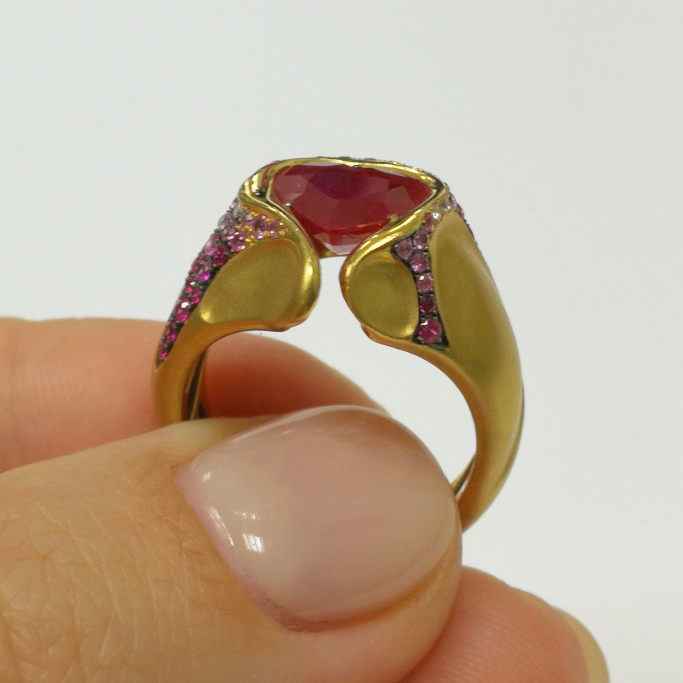 Ruby, Diamonds 18K Yellow Gold, Ring, R 0079-1/2