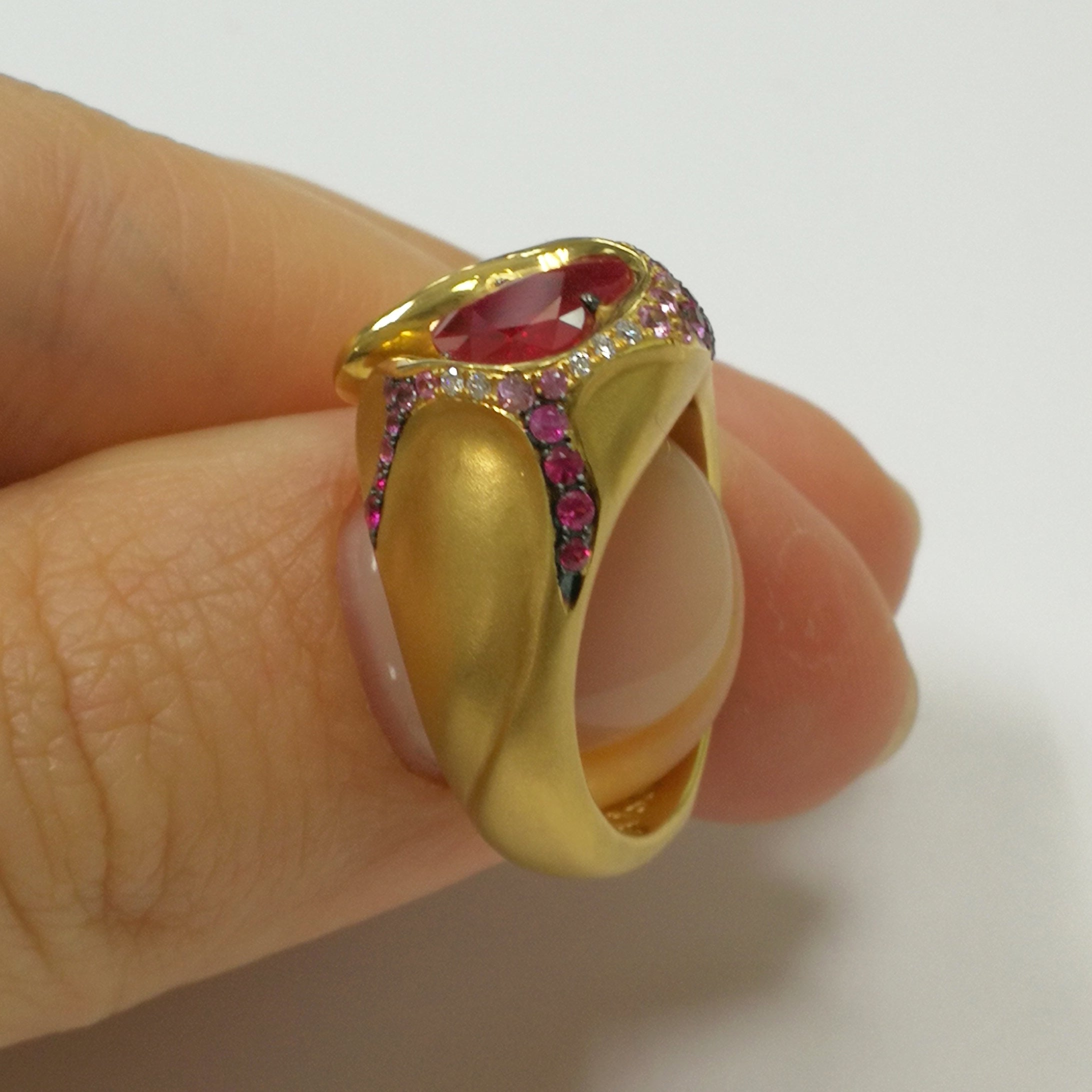 Ruby, Diamonds 18K Yellow Gold, Ring, R 0079-1/2
