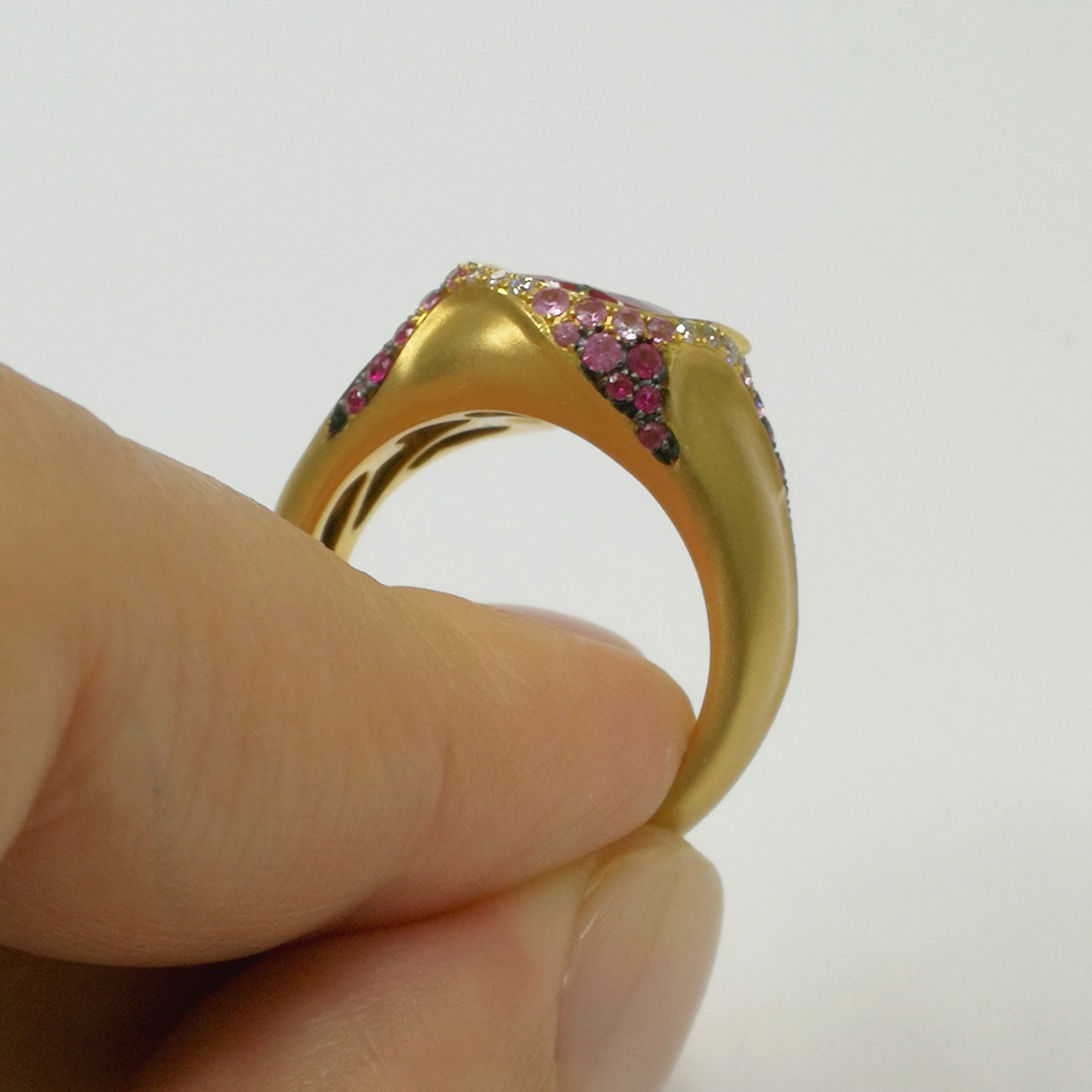 Ruby, Diamonds 18K Yellow Gold, Ring, R 0079-1/2