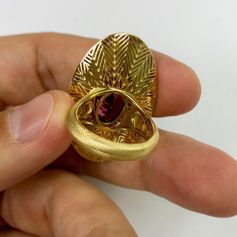 R 0105-1 18K Yellow Gold, Rhodolite Garnet, Ruby, Pink Sapphire Ring