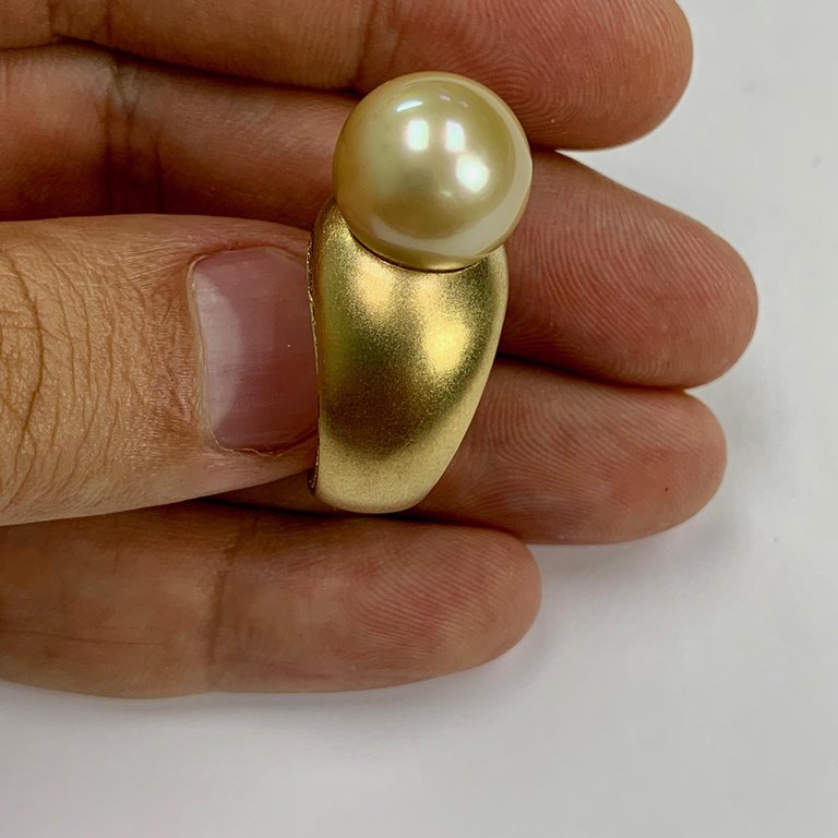 South Sea Pearl, Champagne Diamonds 18K Yellow Gold Ring, R 0216-0