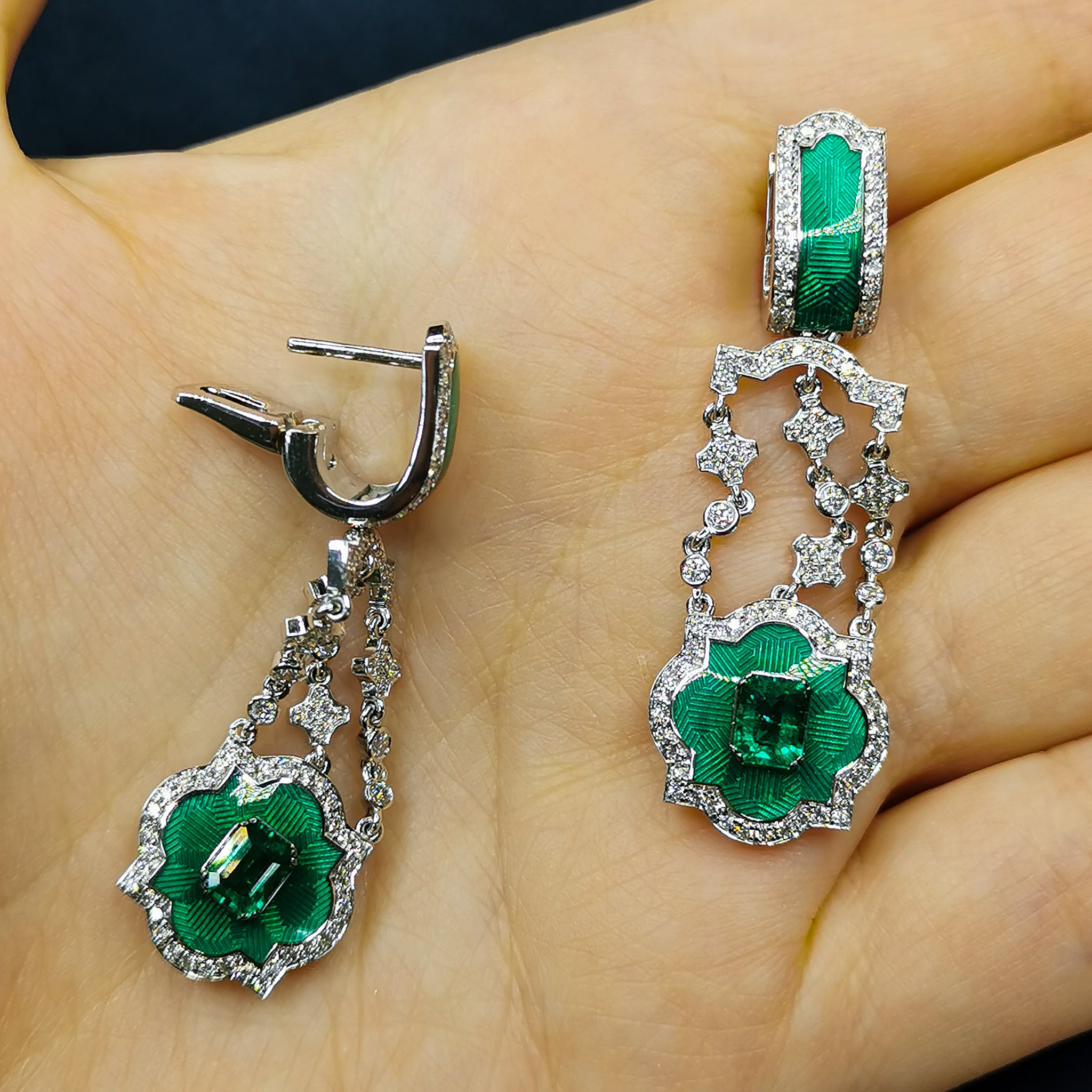 Emerald, Diamonds 18K White Gold Earrings, E 0117-10