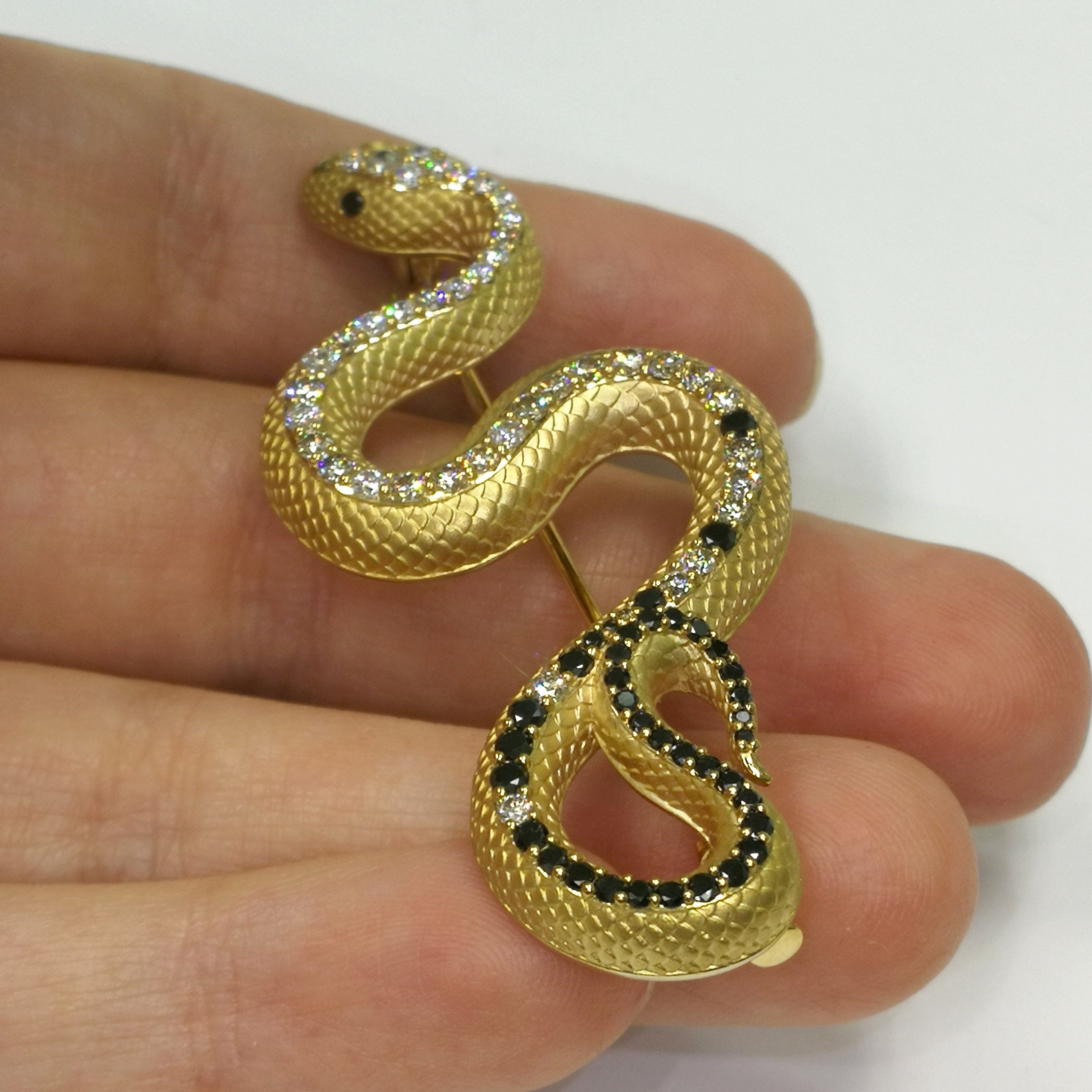 Diamonds 18K Yellow Gold Snake Brooch, Brs 0188-0