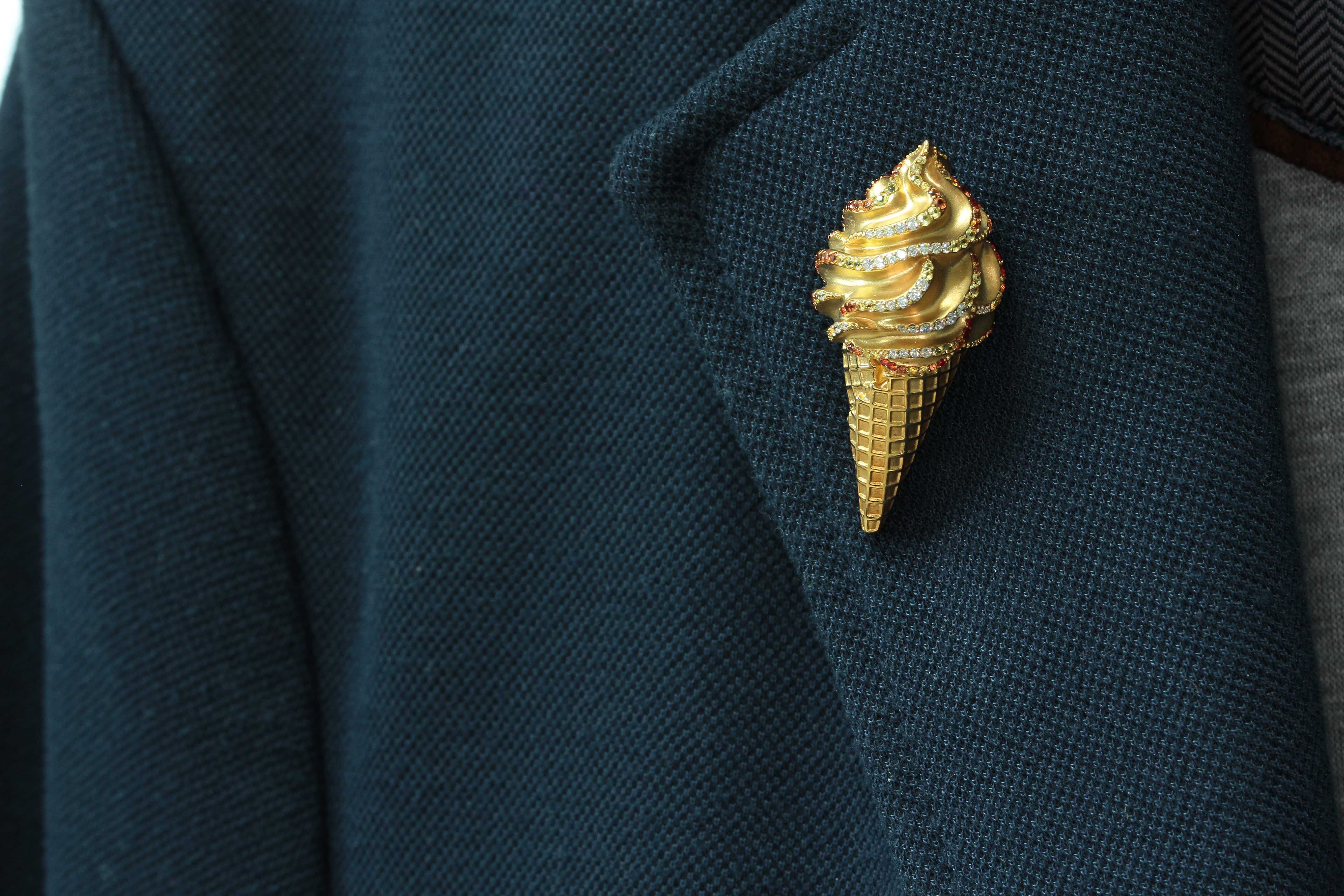 Orange and Yellow Sapphires, Diamonds 18K Yellow Gold Ice-cream Brooch, Brs 0214-2