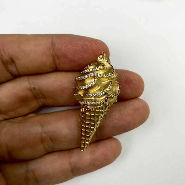 Orange and Yellow Sapphires, Diamonds 18K Yellow Gold Ice-cream Brooch, Brs 0214-2