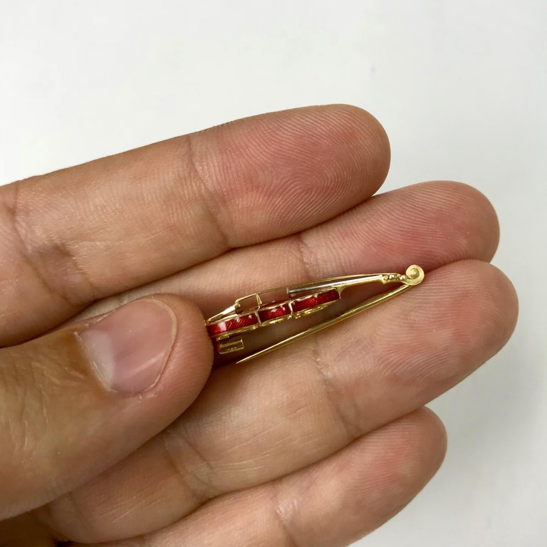 Enamel, Diamonds 18K Yellow Gold Mini Violin Brown Brooch, Brs 0267-10
