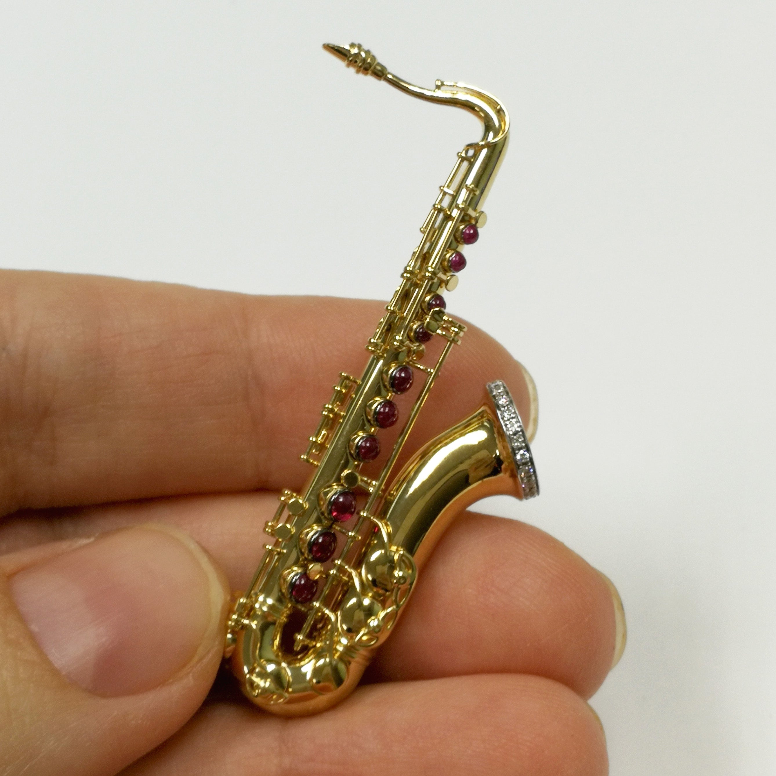 Ruby, Diamonds, Enamel 18K Yellow Gold Saxophone Brooch, Brs 0267-4