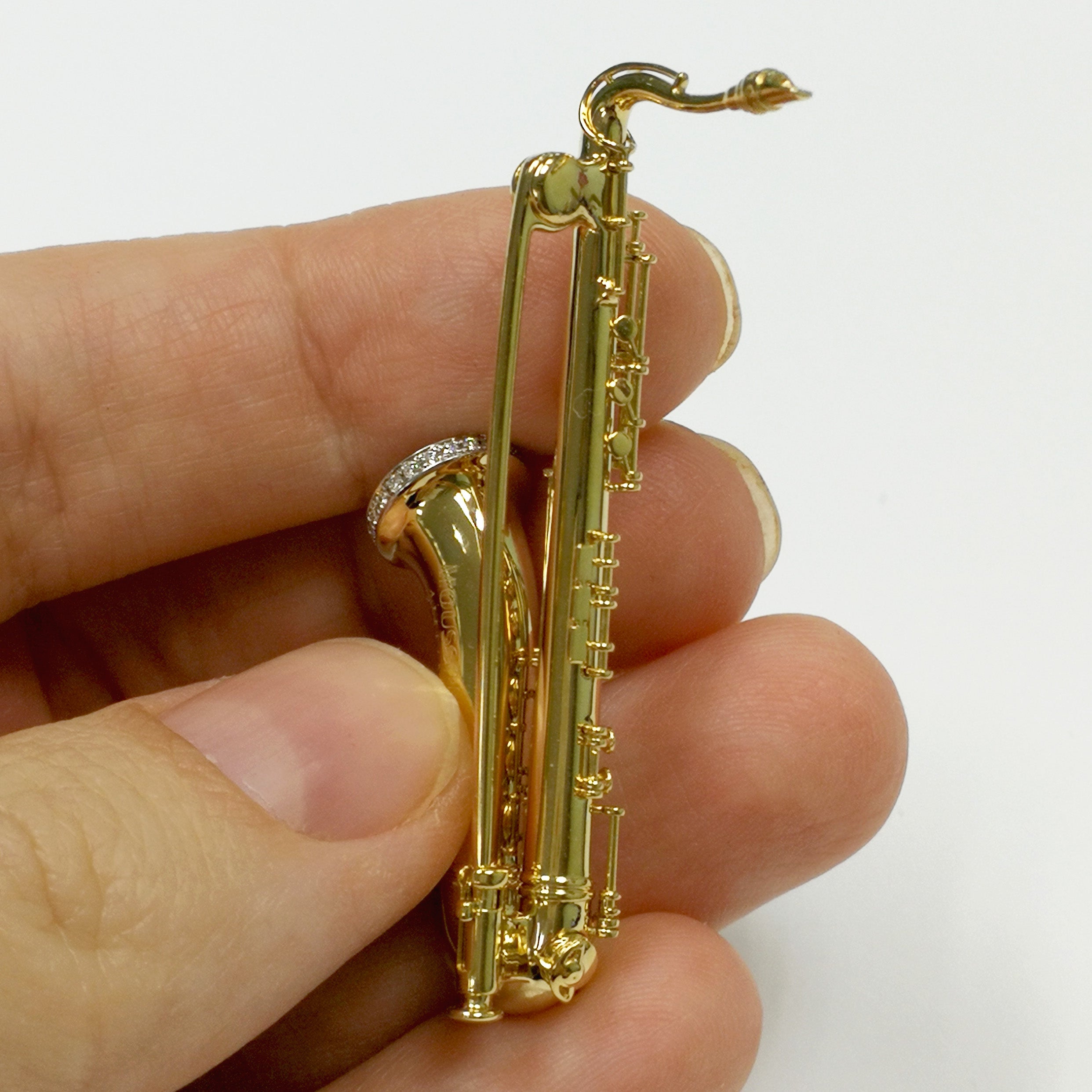 Ruby, Diamonds, Enamel 18K Yellow Gold Saxophone Brooch, Brs 0267-4