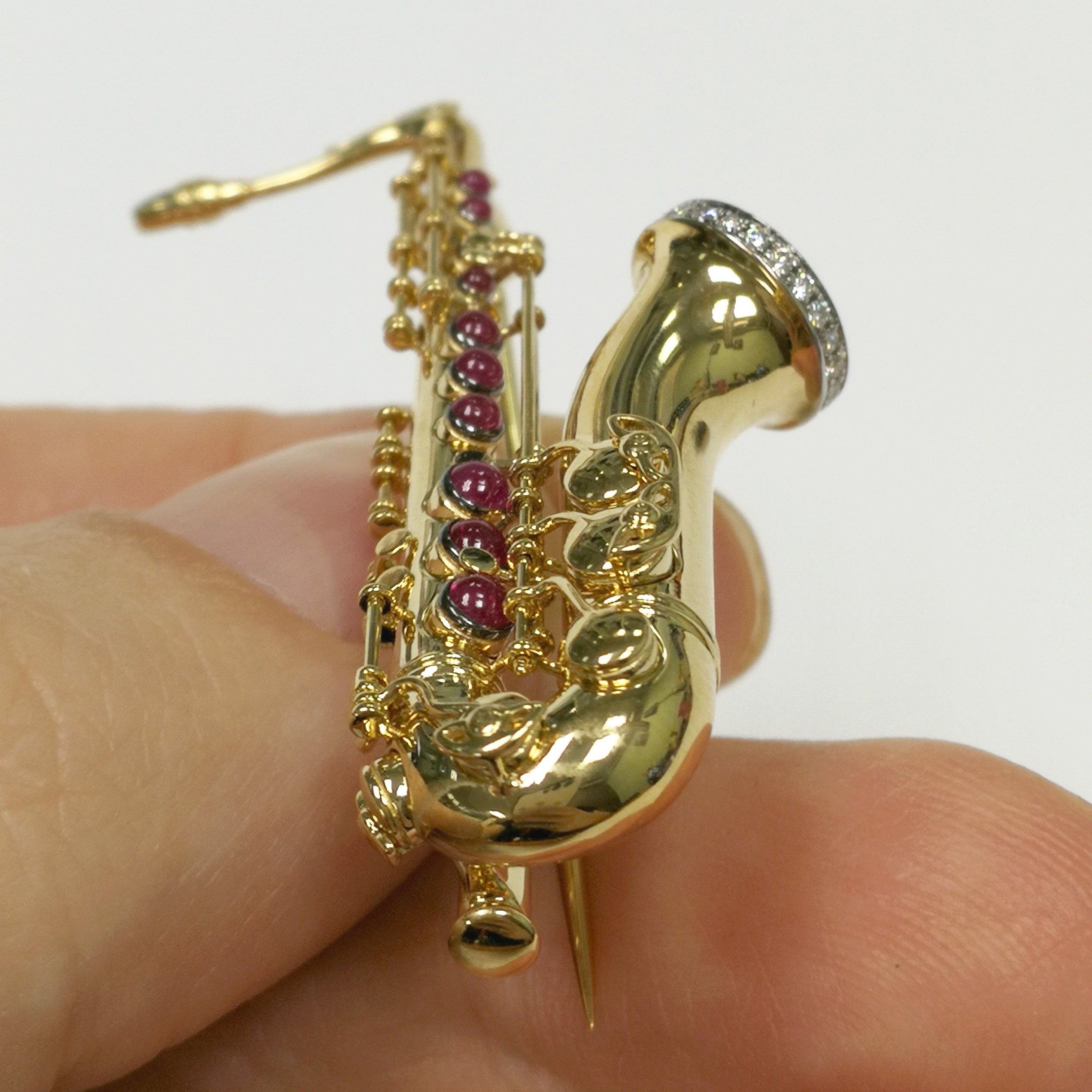 Ruby, Diamonds, Enamel 18K Yellow Gold Saxophone Brooch, Brs 0267-4