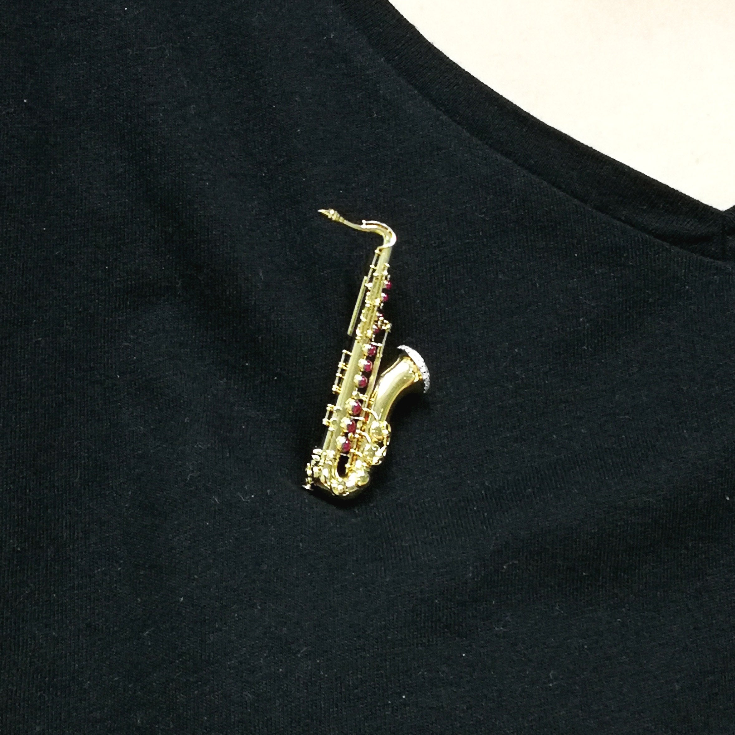 Ruby, Diamonds, Enamel 18K Yellow Gold Saxophone Brooch, Brs 0267-4