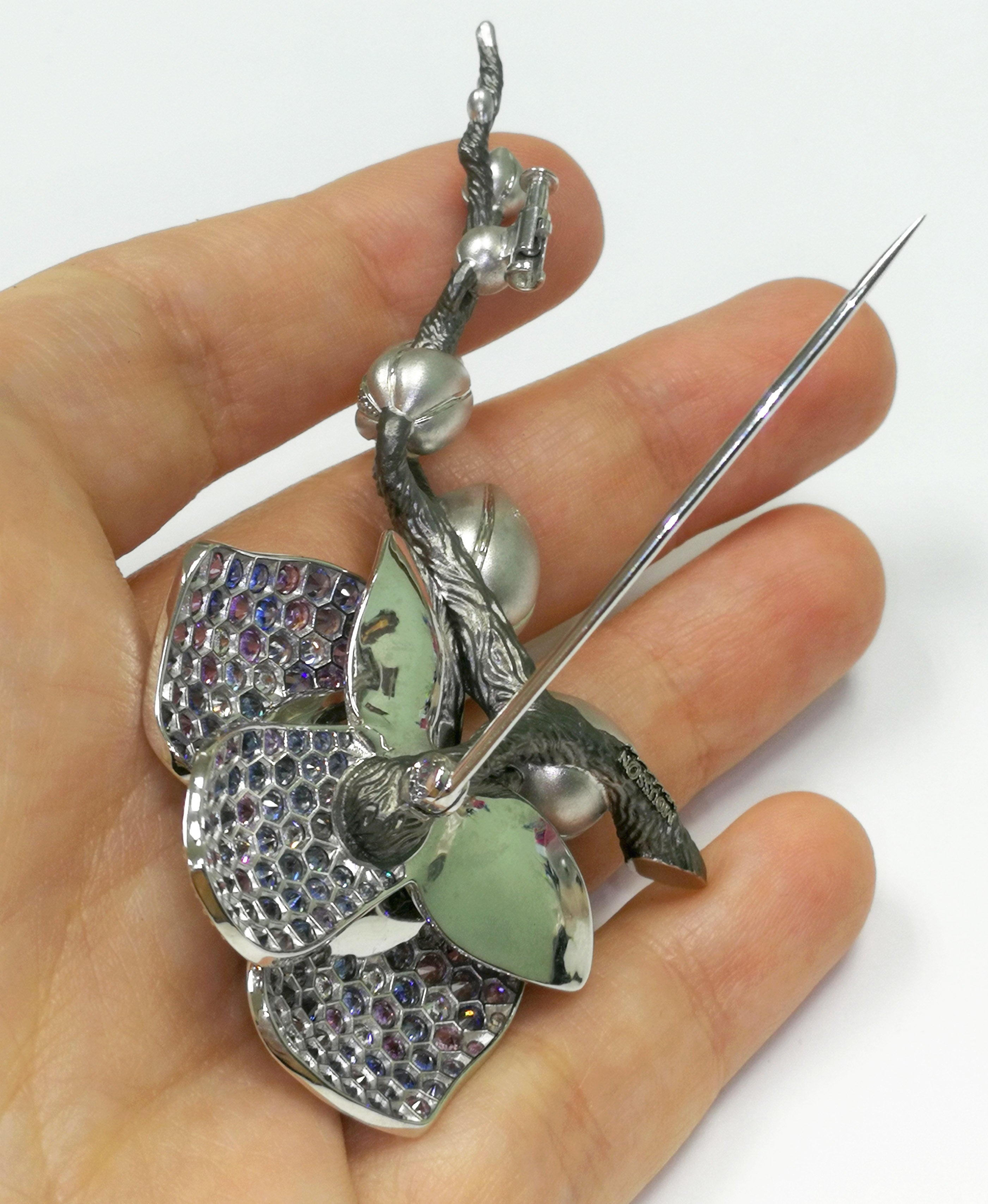 Sapphires, Diamonds 18K White Gold Brooch, Brs 0275-23