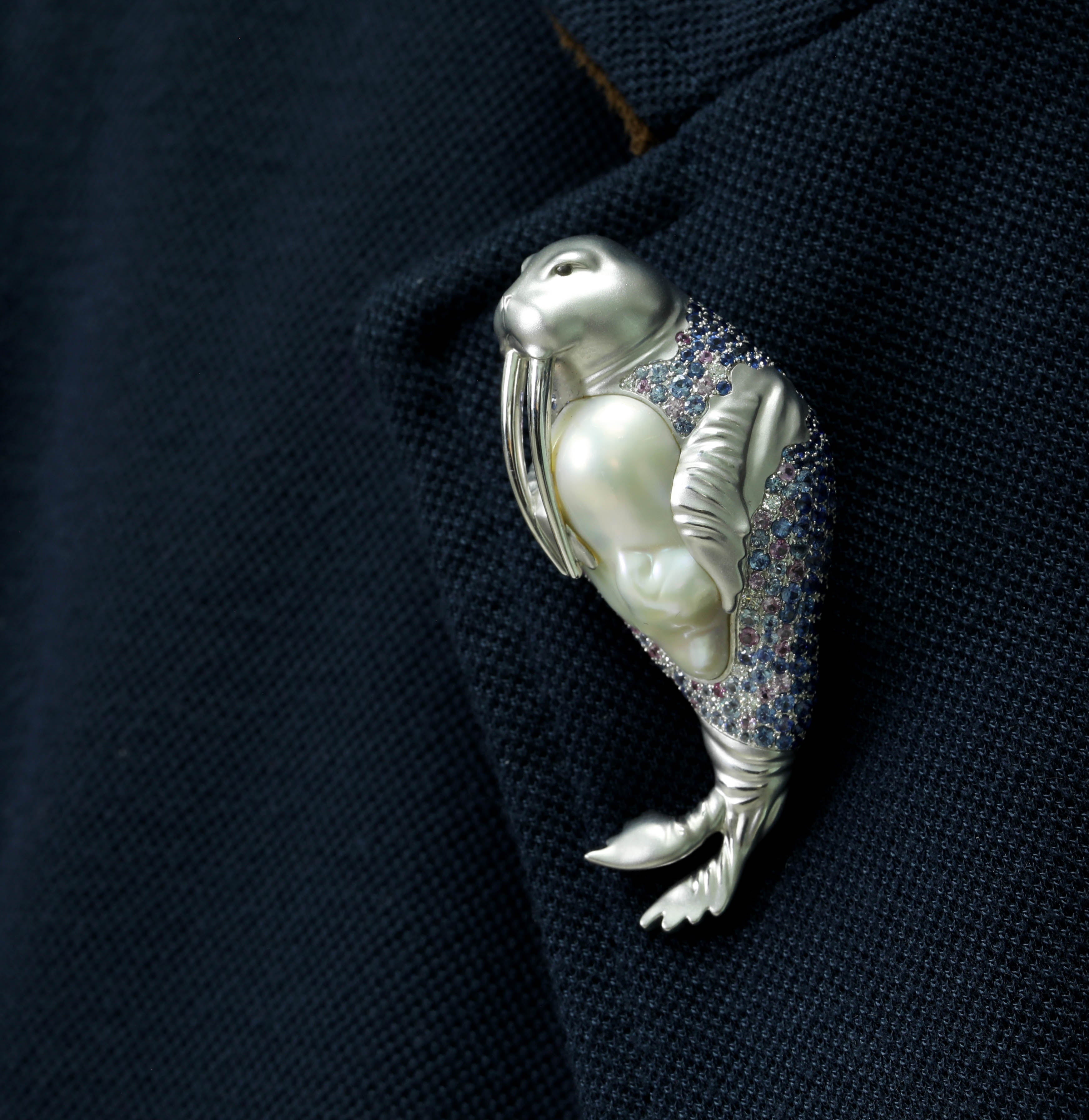 Pearl, Diamonds, Sapphires 18K White Gold Walrus Brooch, Brs 0287-0
