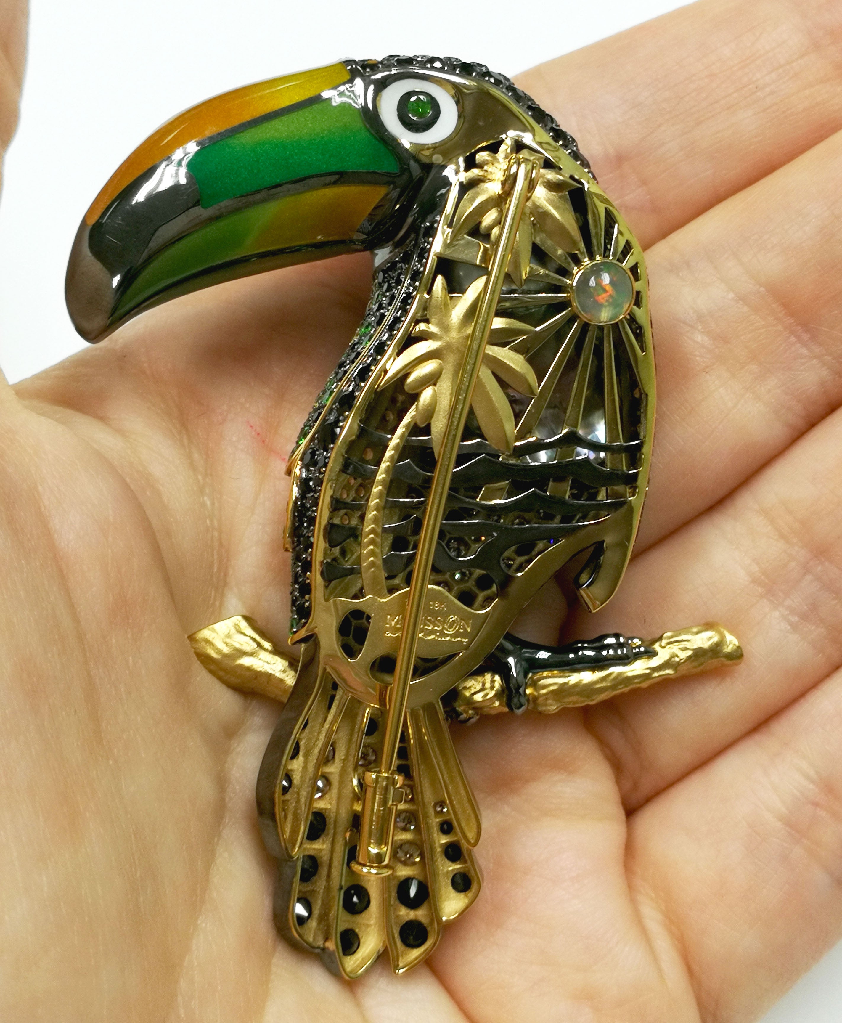 Tahiti Pearl, Enamel, Sapphires, Tsavorites, Diamonds 18K Yellow Gold Tucano Brooch, Brs 0300-0
