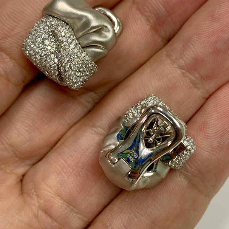 Diamonds 18K White Gold Earrings, E 0132-0